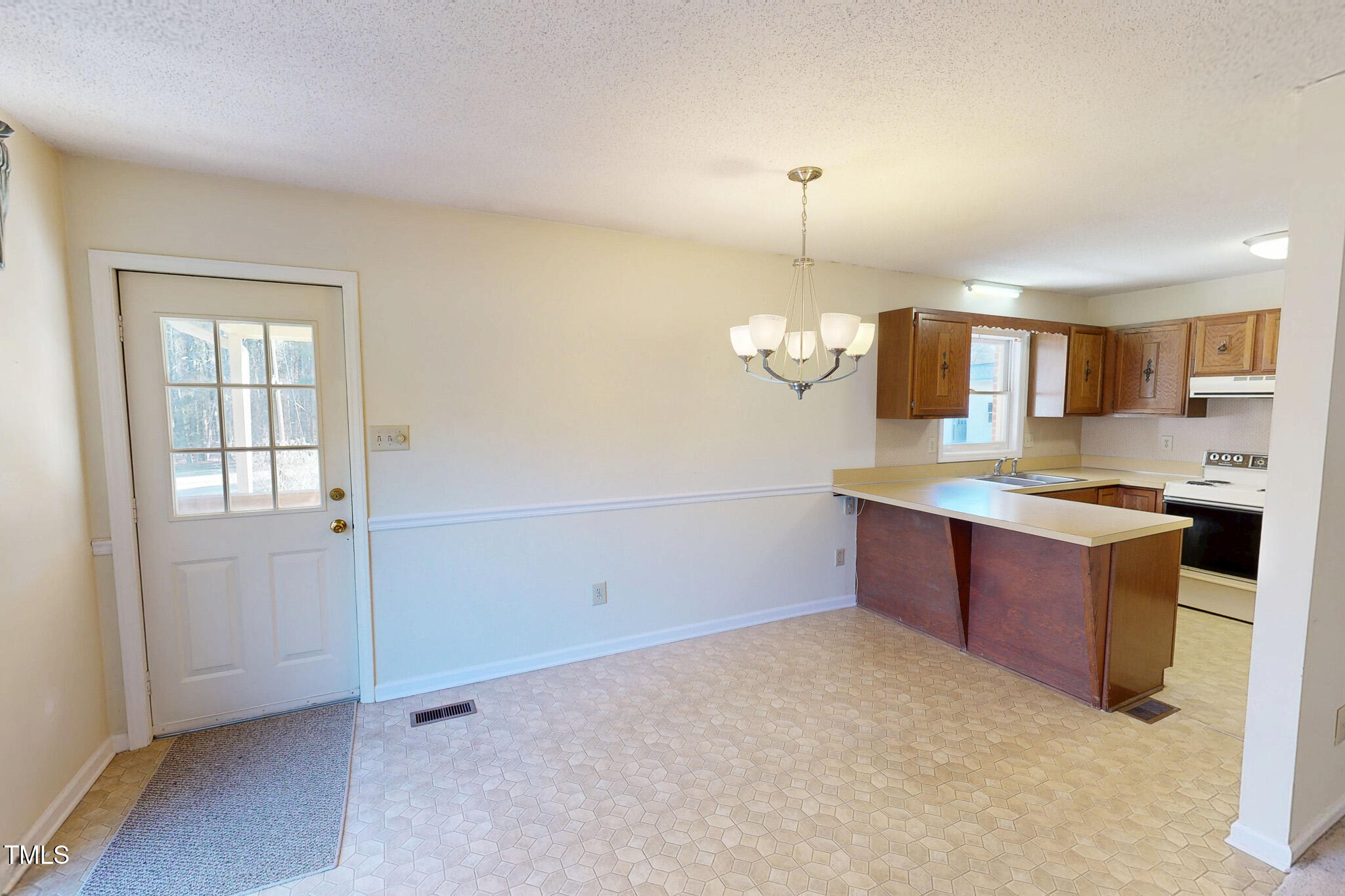 604 Orange Factory Road Property Photo 5