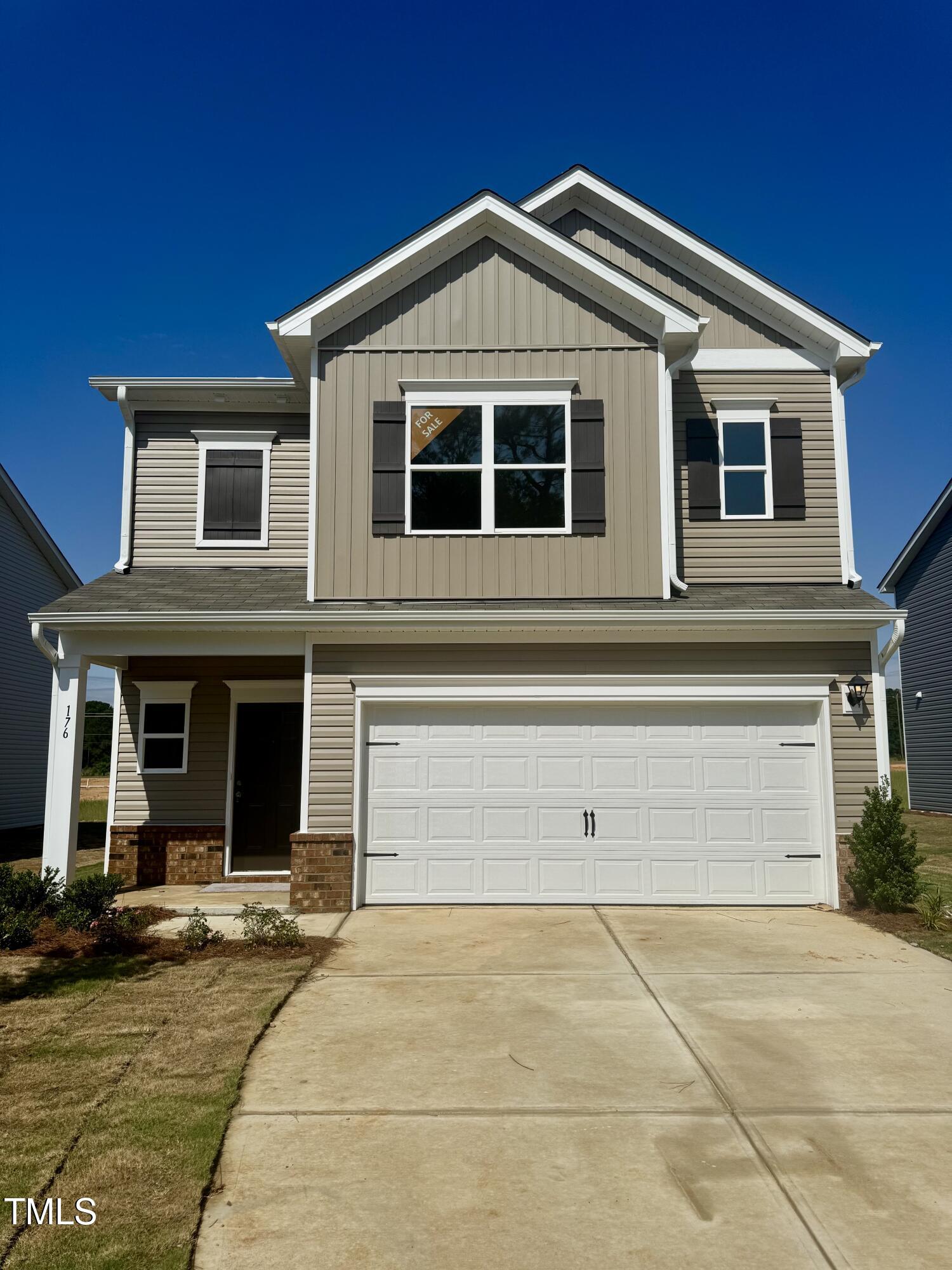 176 Bruce Drive Property Photo 1