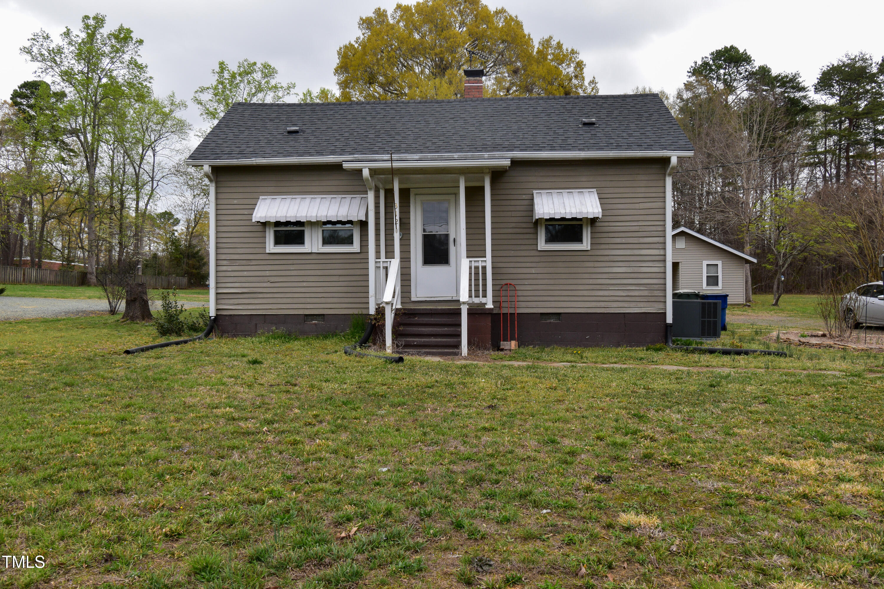 312 W Steele Street Property Photo
