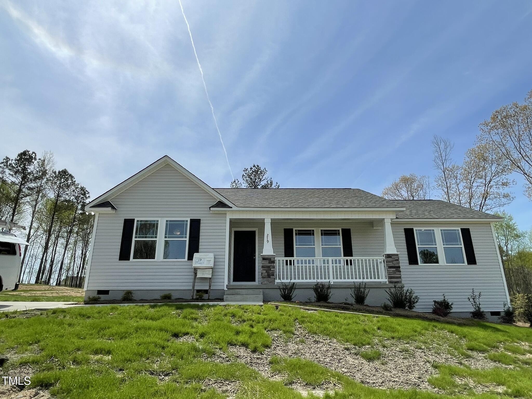 Aquilla Bluffs Real Estate Listings Main Image