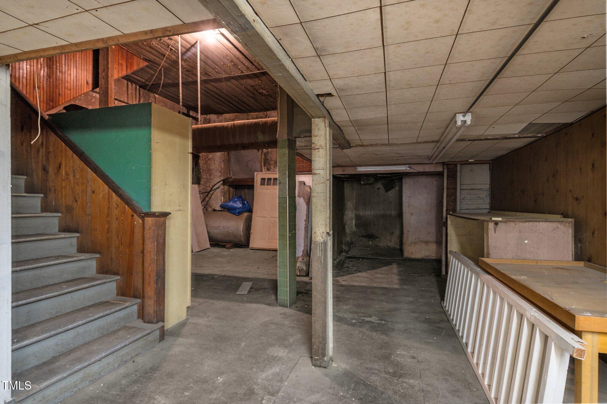 103 College Street Property Photo 15