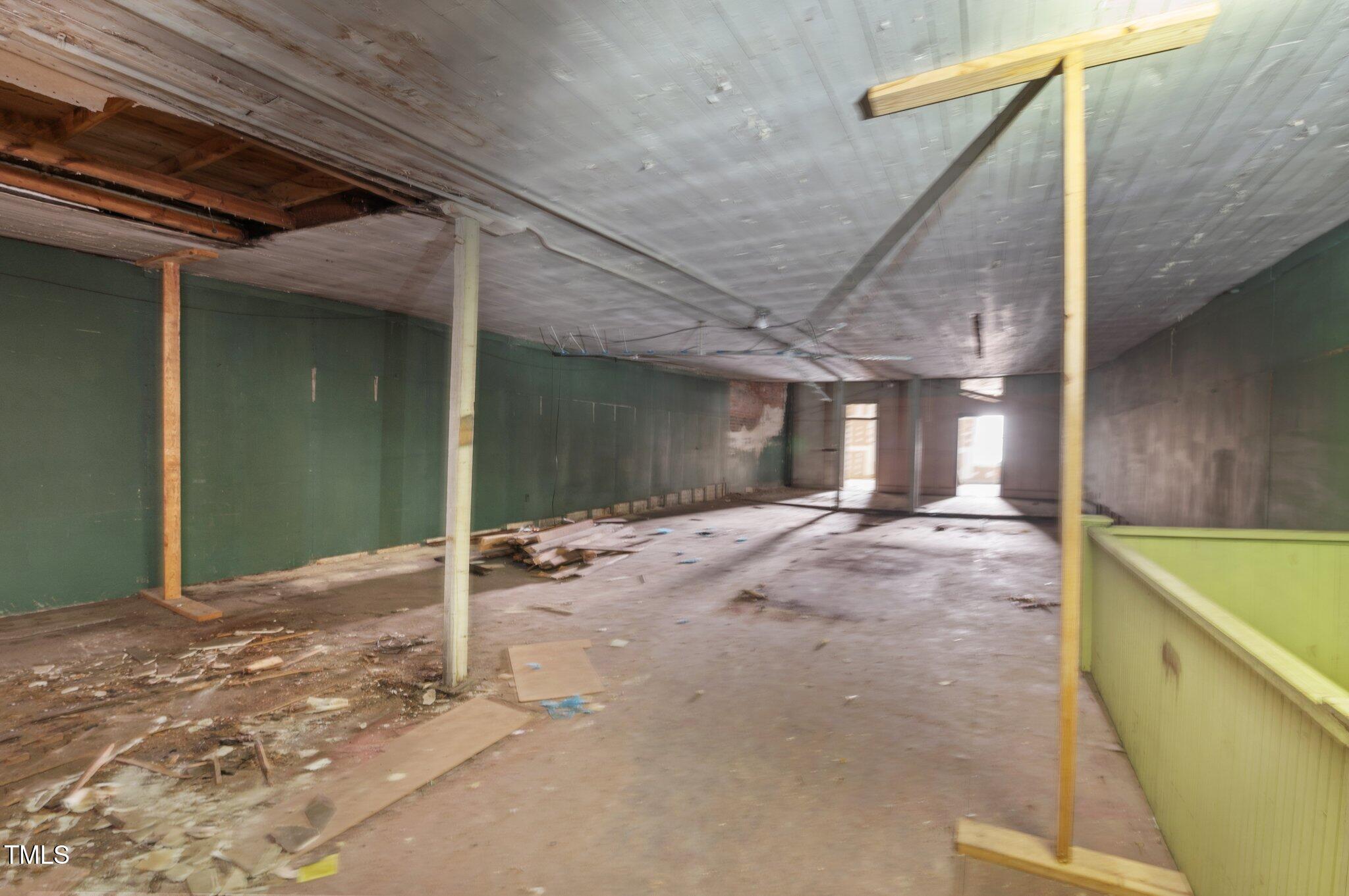 103 College Street Property Photo 17