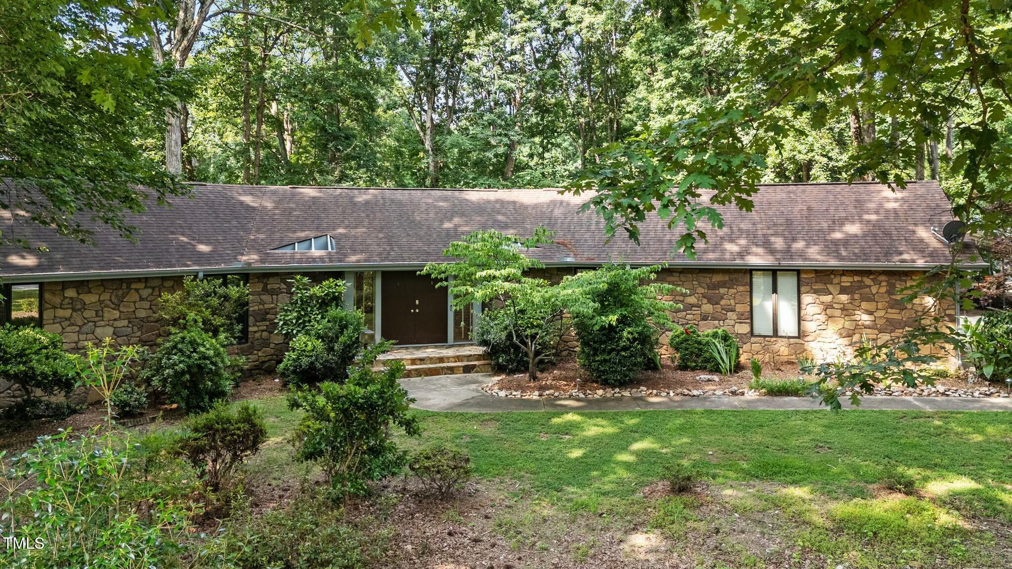 8805 Leesville Road Property Photo