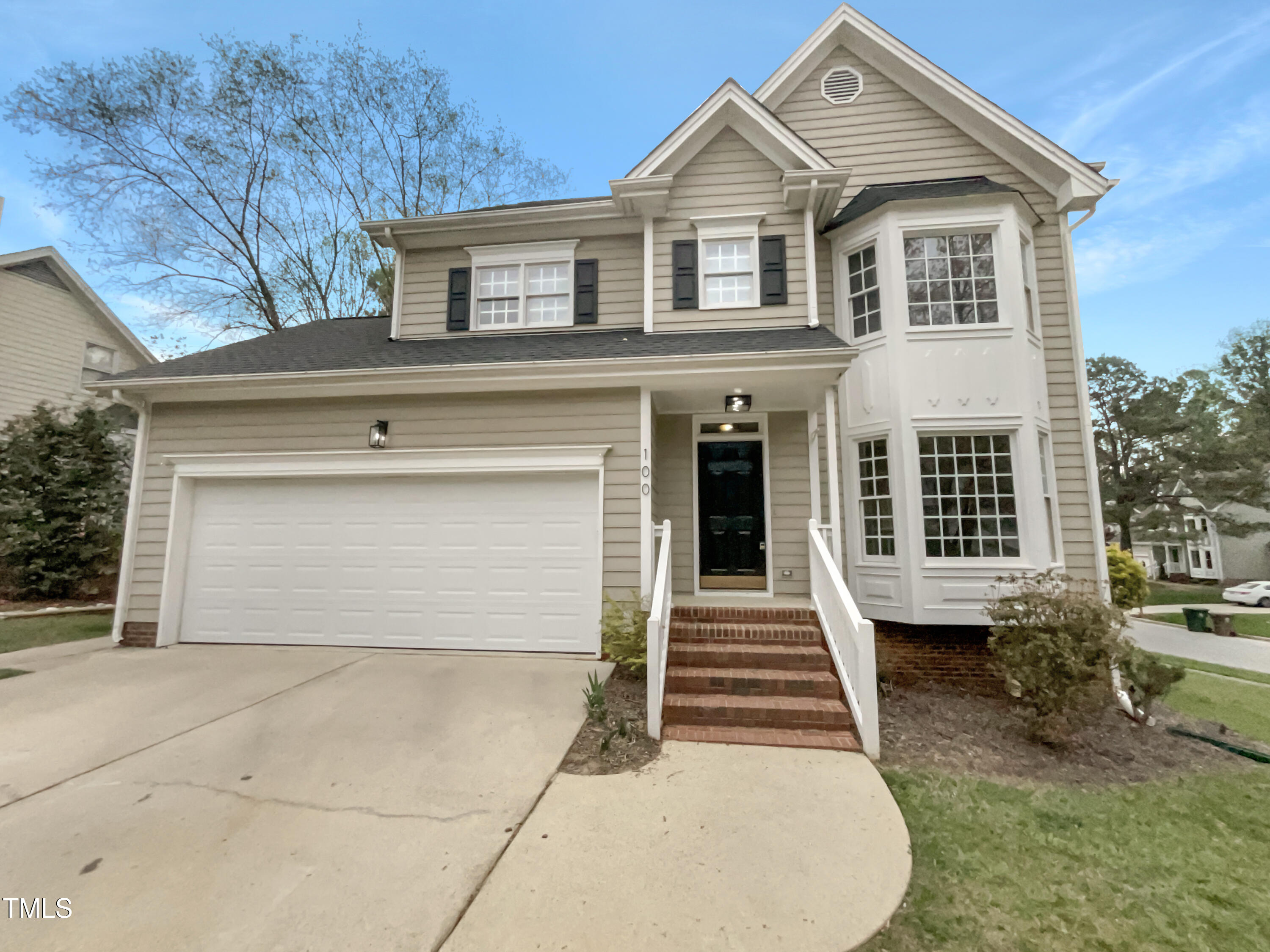 100 Ampad Court Property Photo 1