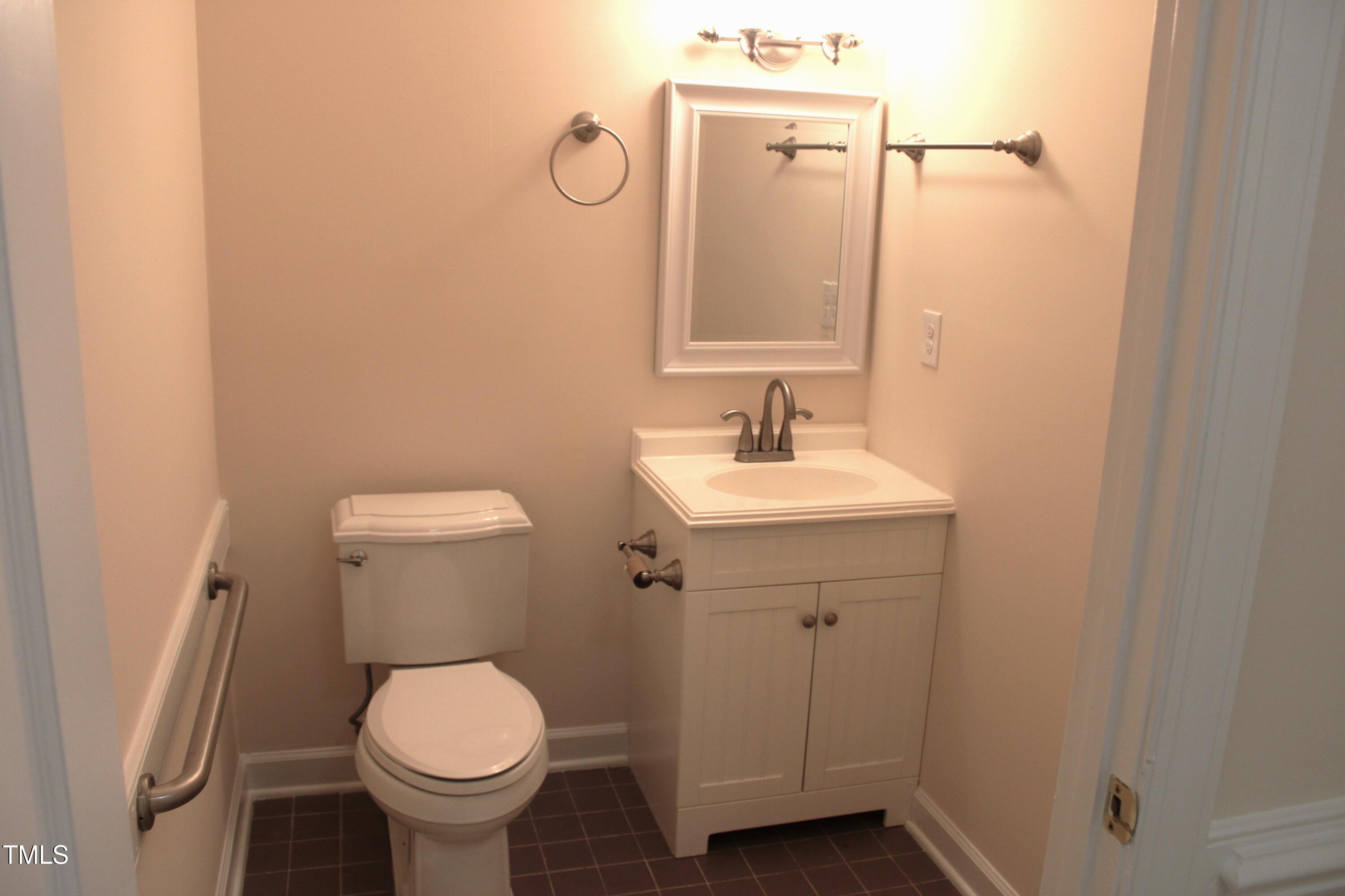 266 W Millbrook Road Property Photo 6