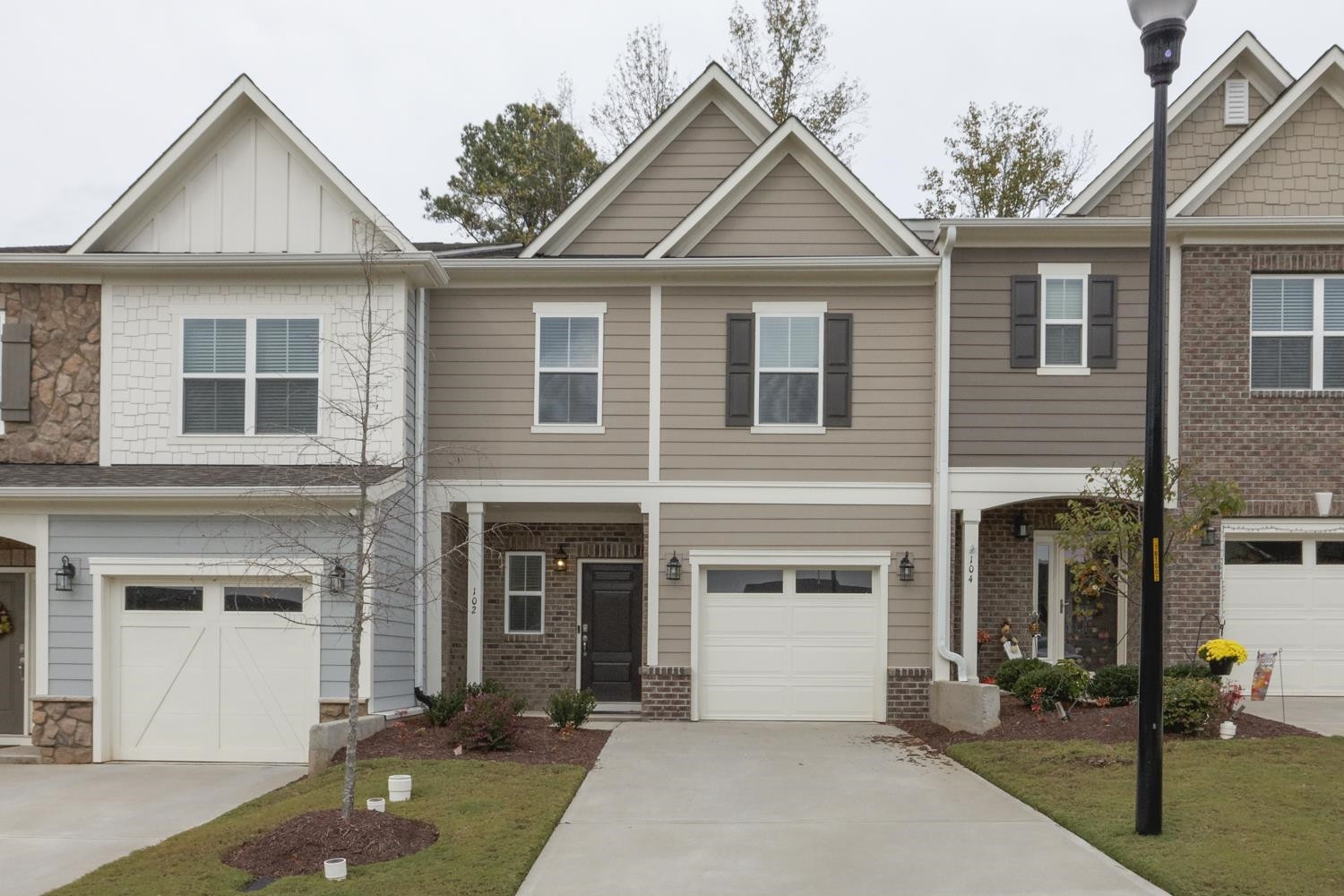 102 Bowerbank Lane Property Photo 1