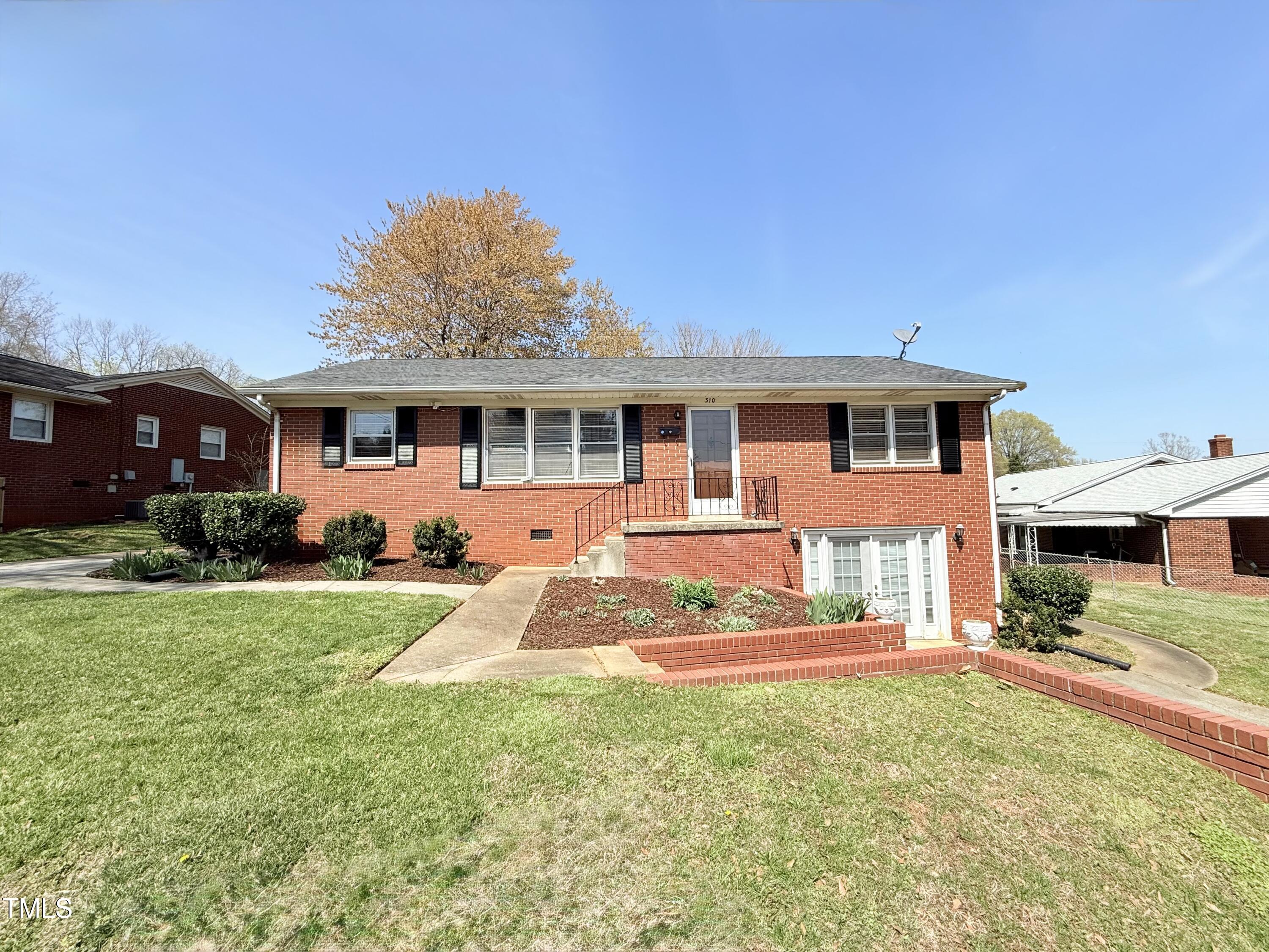 310 Meadowbrook Drive Property Photo