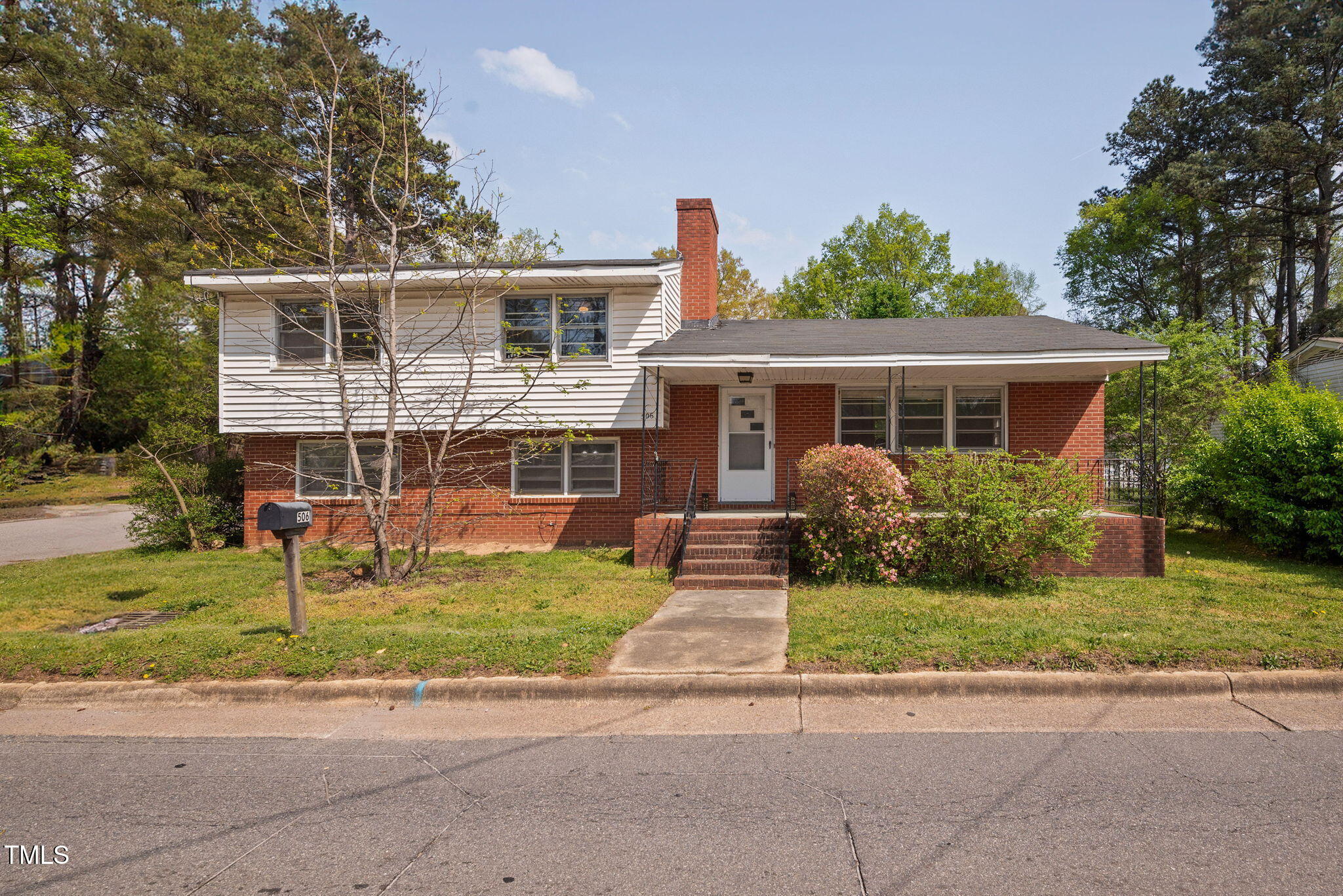 506 N Harrison Avenue Property Photo 1