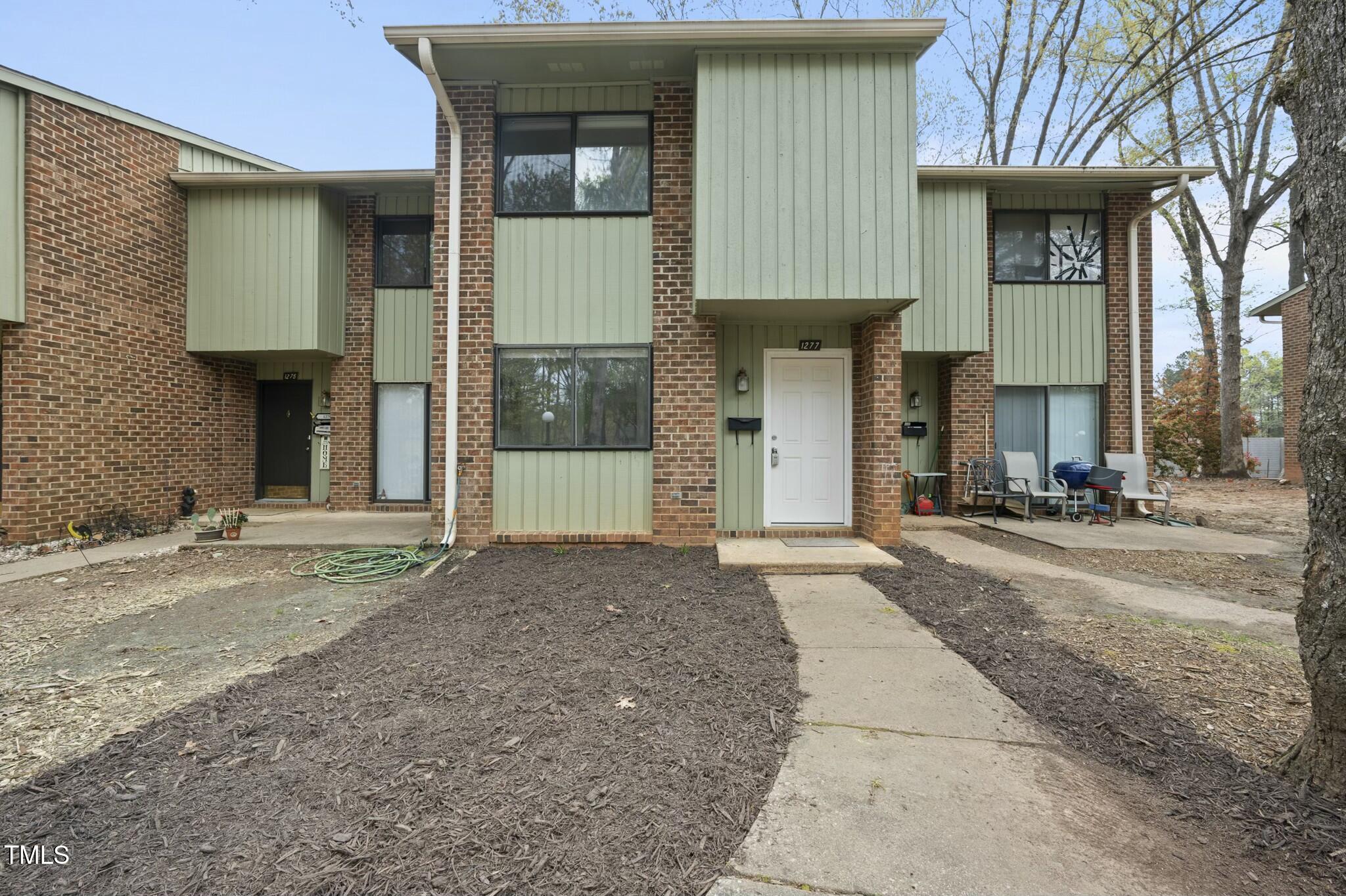 1277 Teakwood Place Property Photo 1