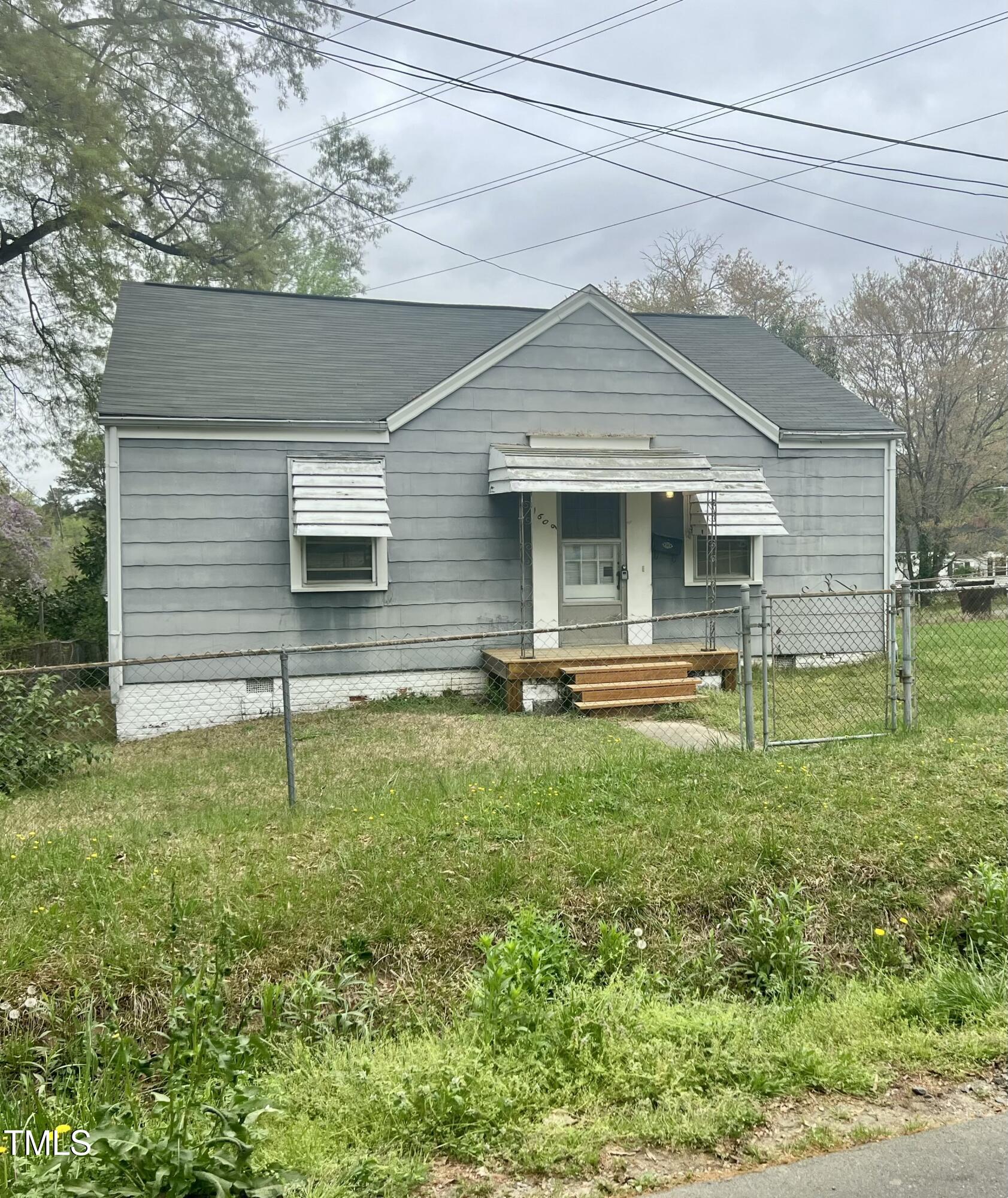 1609 Evergreen Street Property Photo