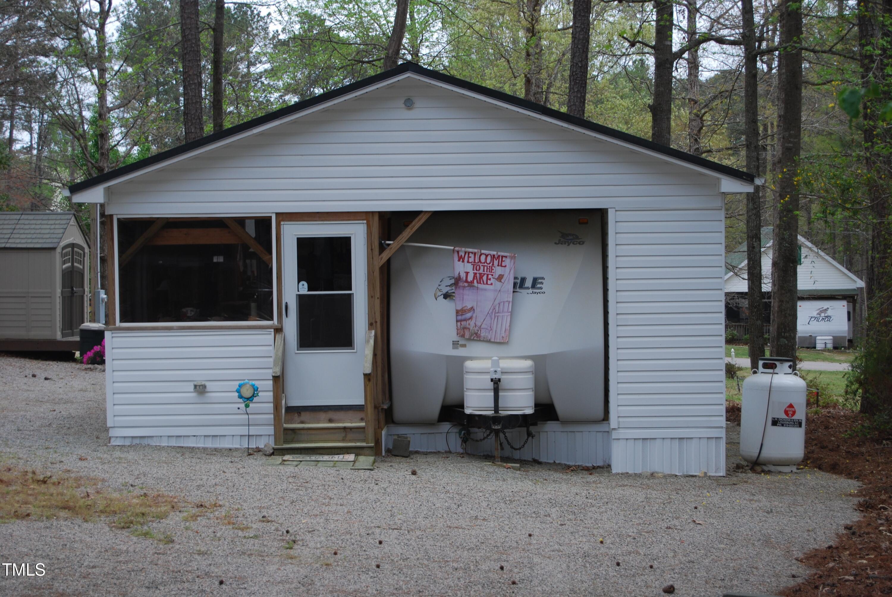 118 Geronimo Drive Property Photo 3