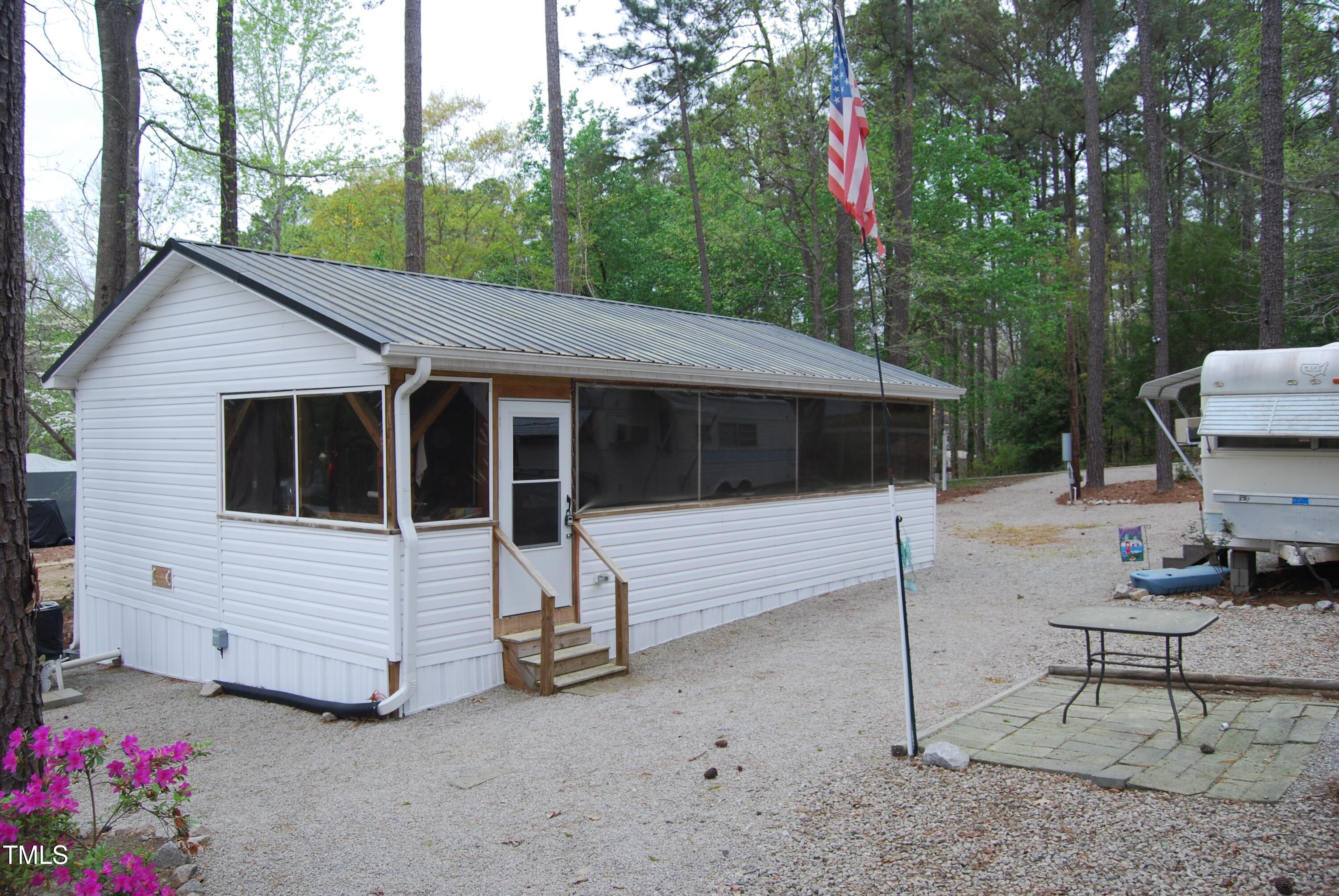 118 Geronimo Drive Property Photo 4