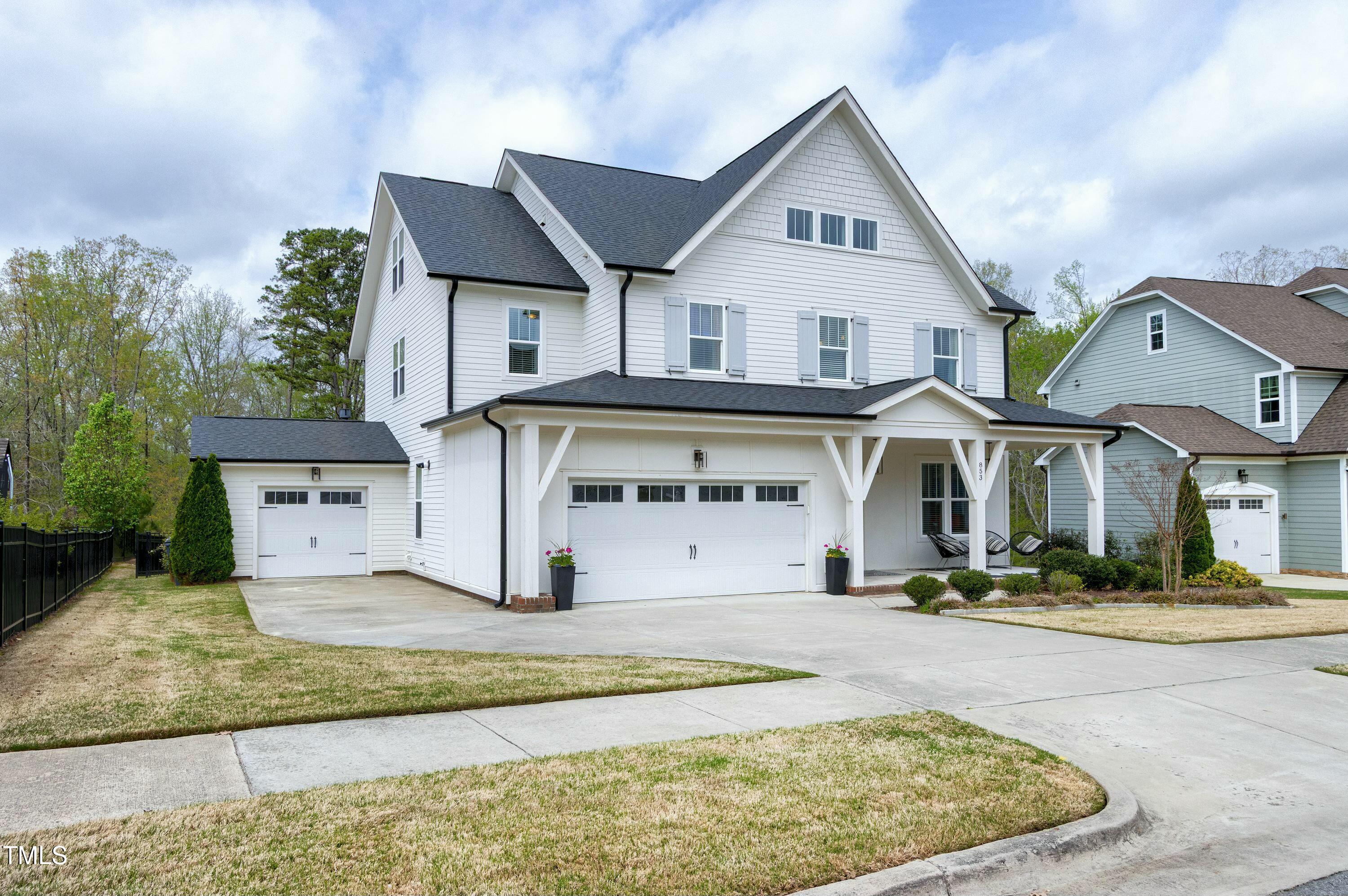 853 Rambling Oaks Lane Property Photo
