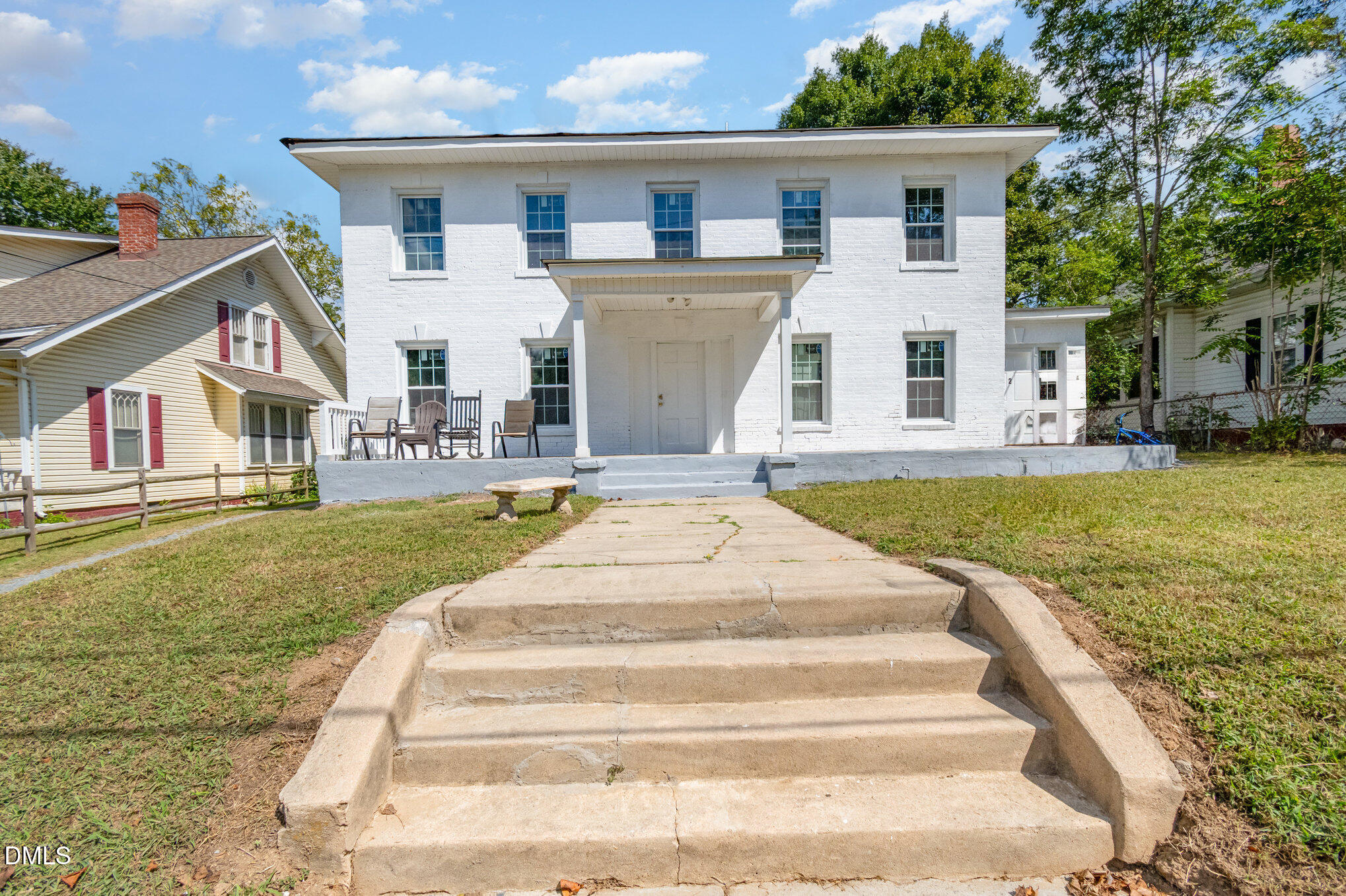 604 Wentworth Street Property Photo 1