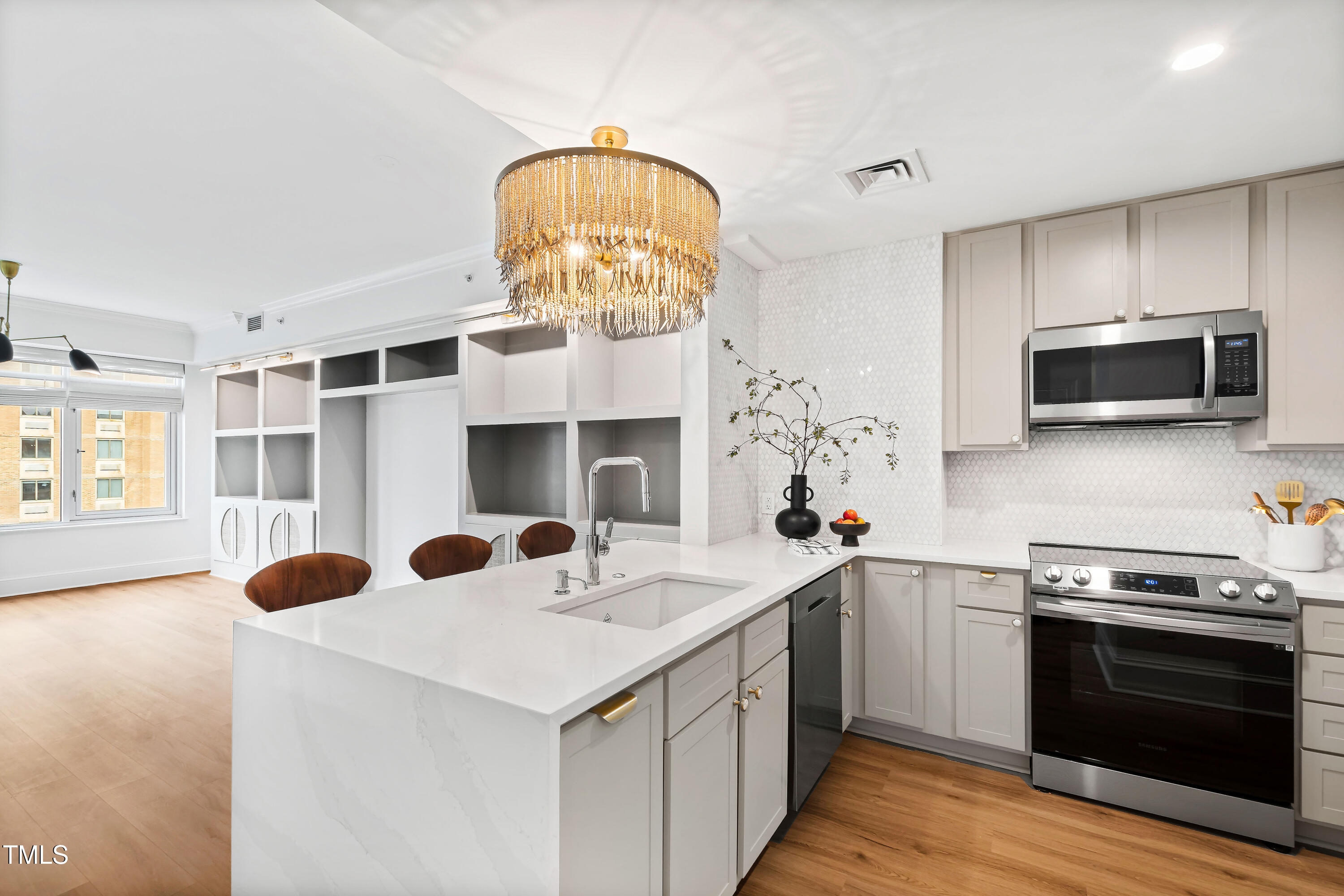 510 Glenwood Avenue # 602
