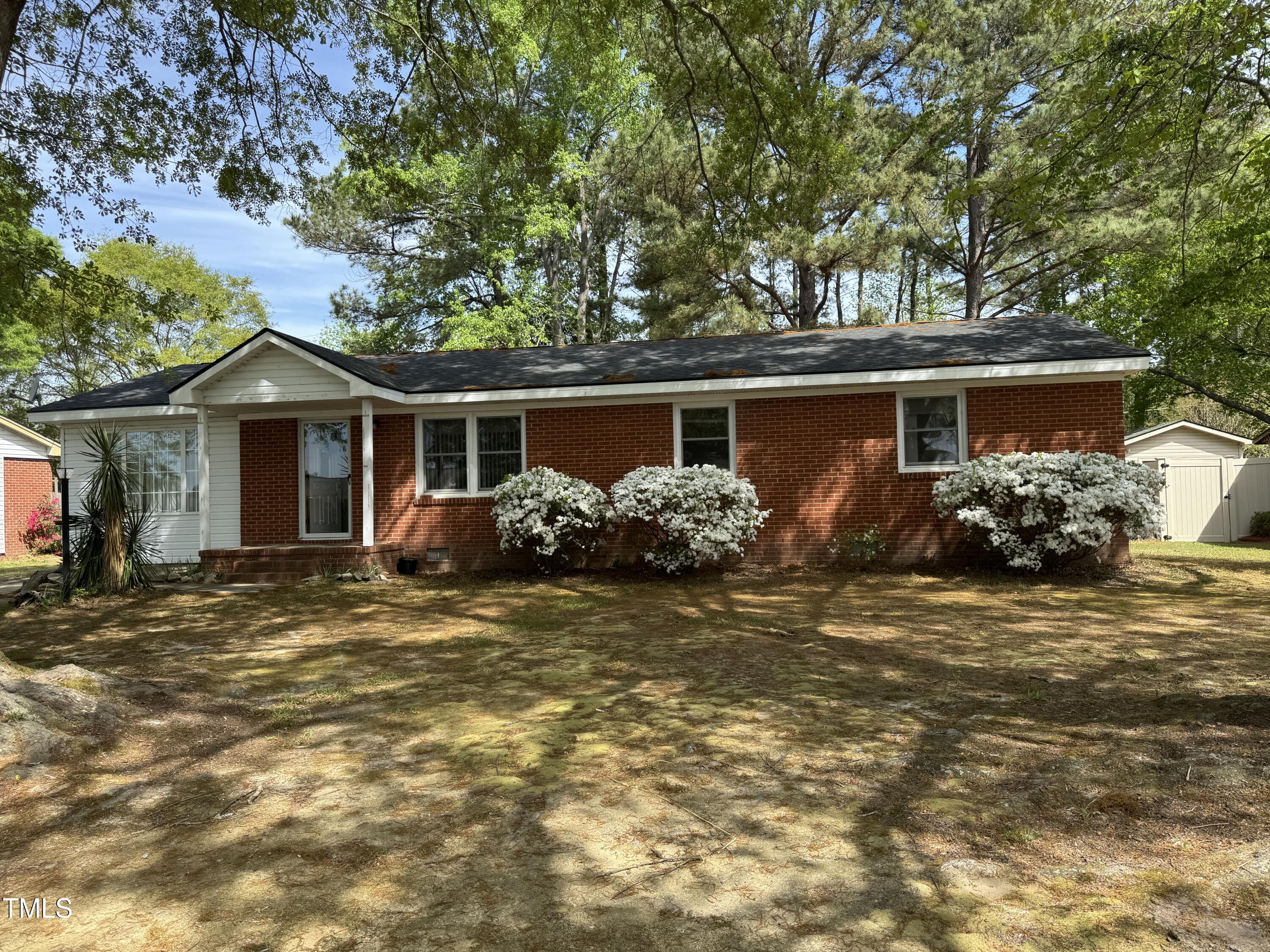 2102 Michael Lane Property Photo 1