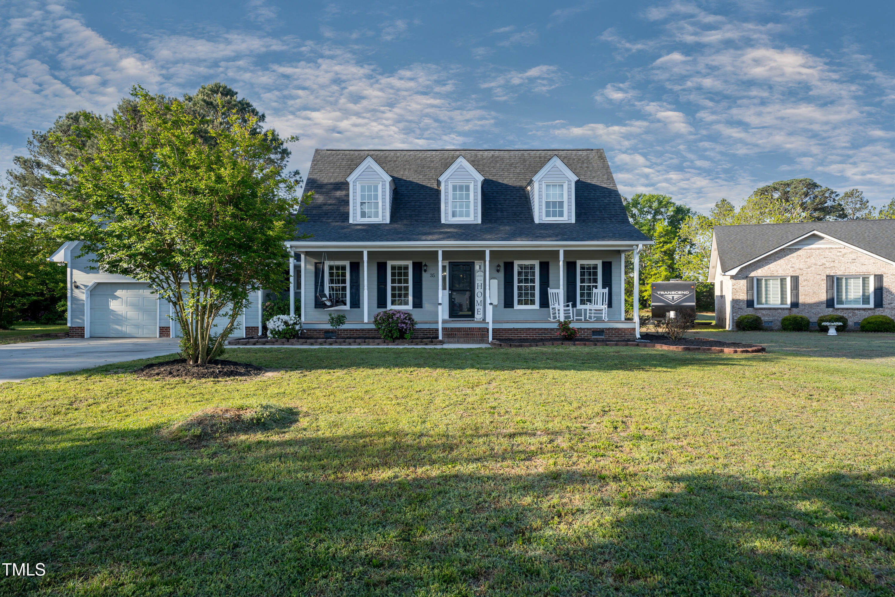 35 Fairway Court Property Photo