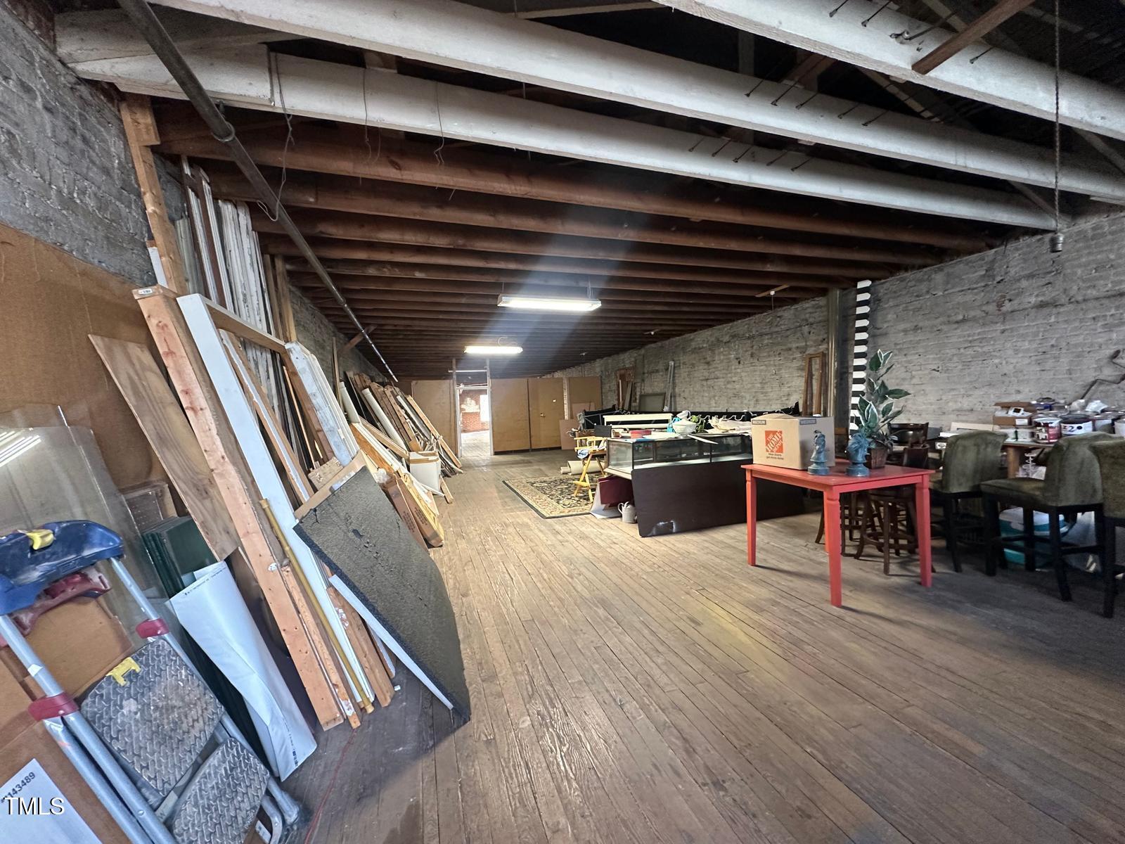 347 S Main Street Property Photo 16