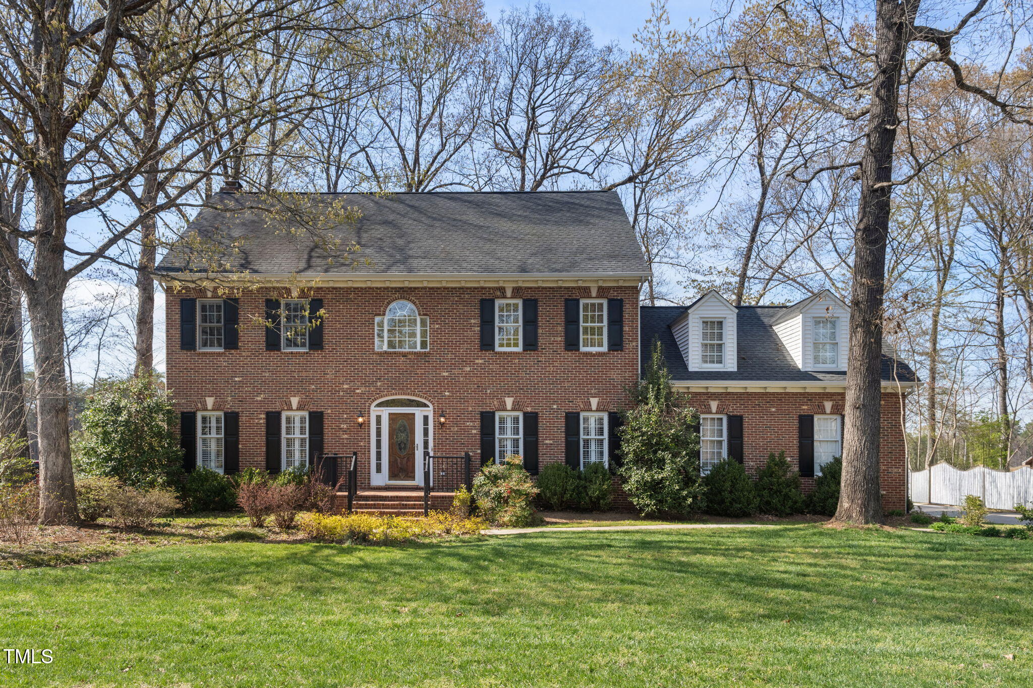 1005 Brookview Drive Property Photo
