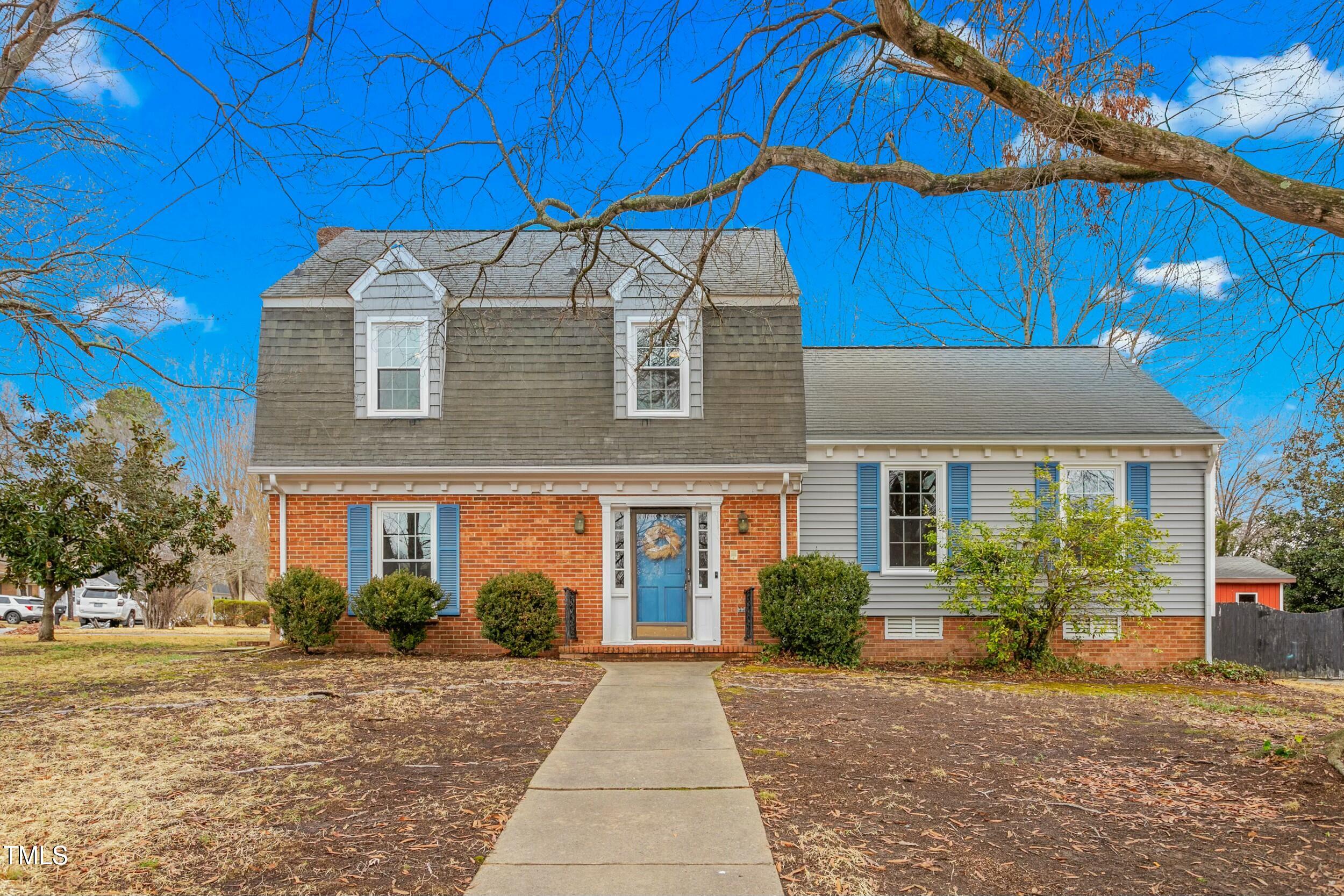 2319 Somers Avenue Property Photo