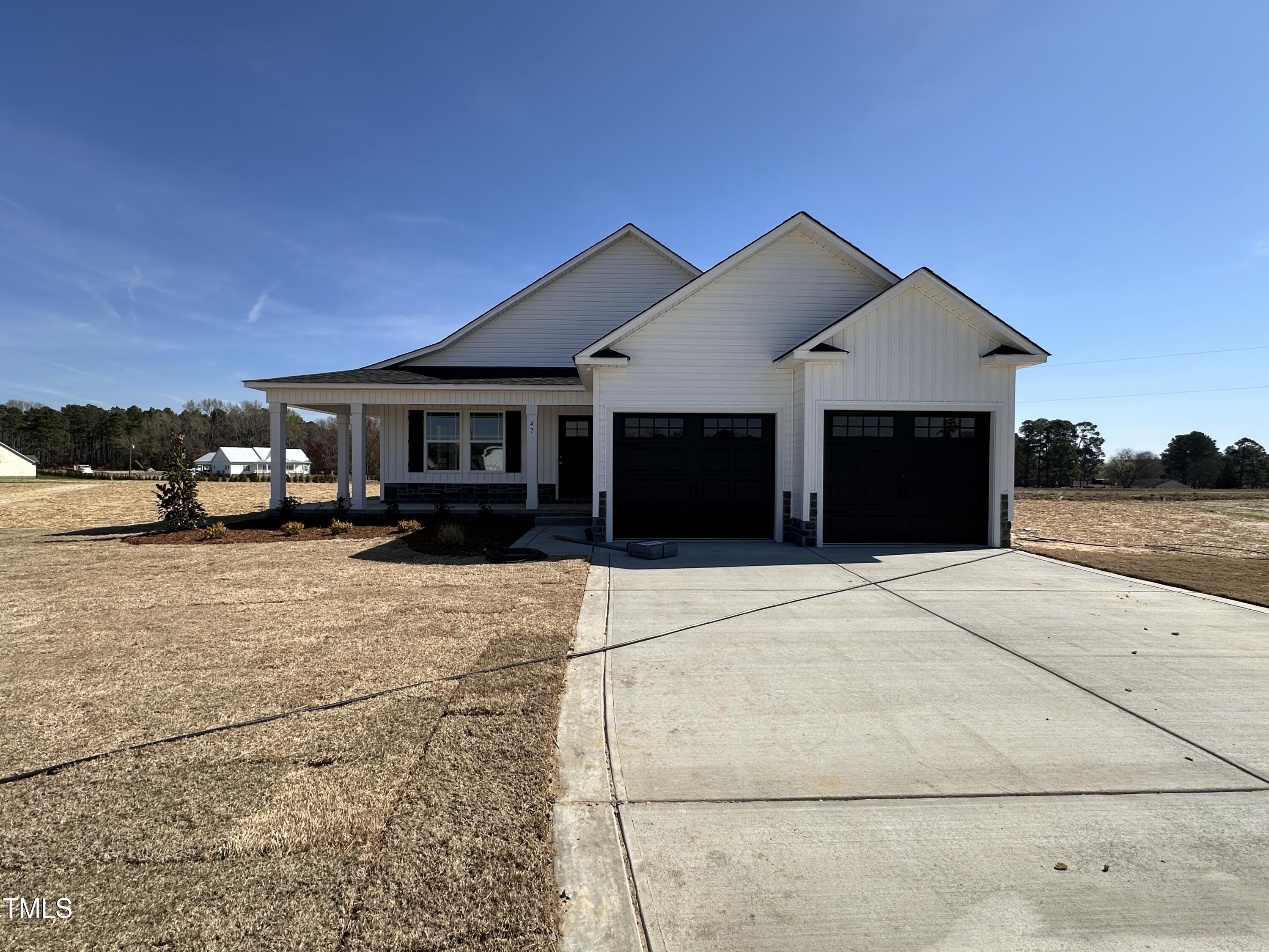 47 Silver Court Property Photo