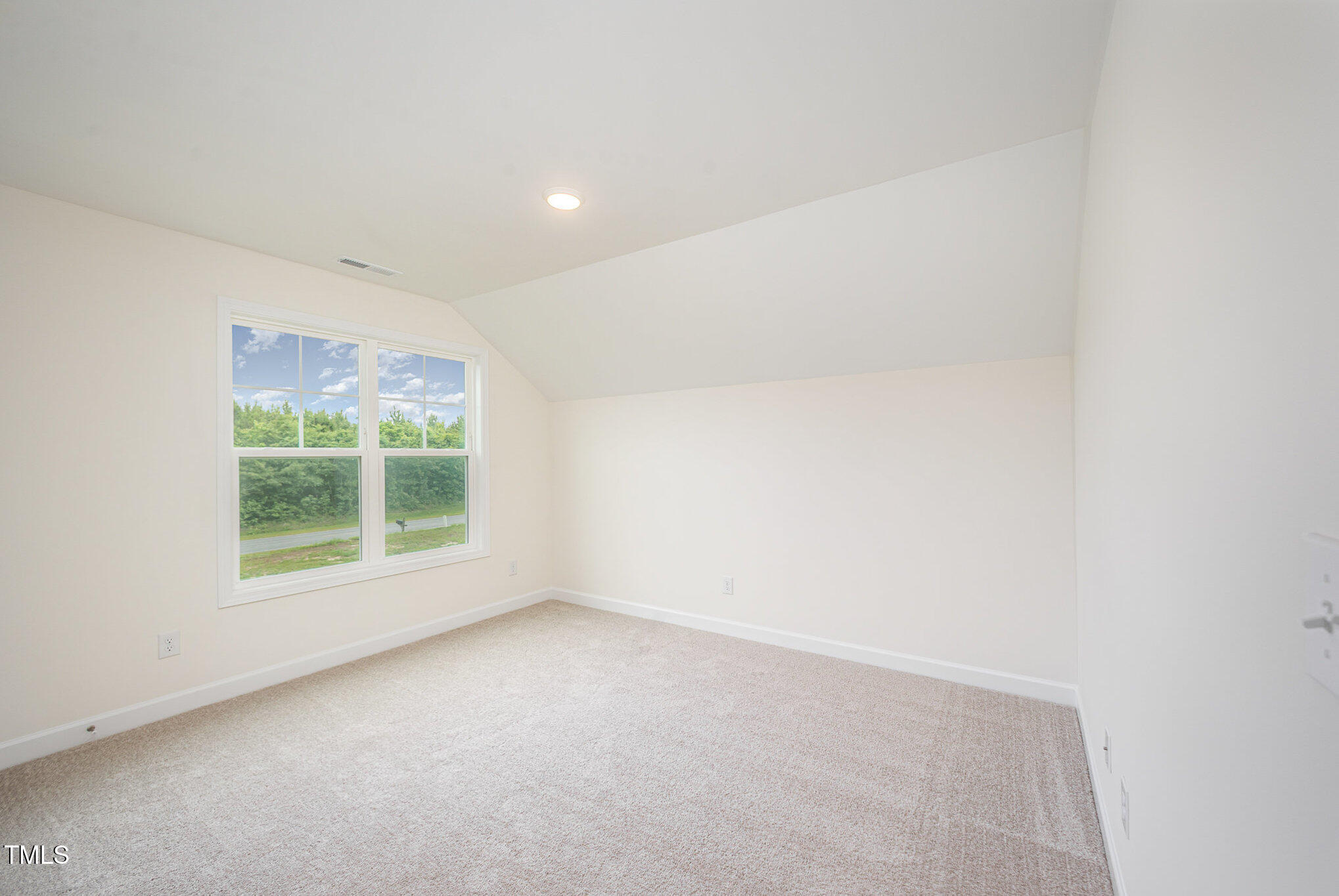 21 Trescott Street Property Photo 30