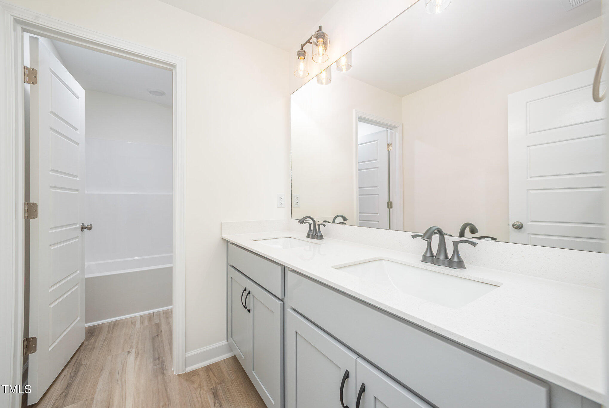 21 Trescott Street Property Photo 32