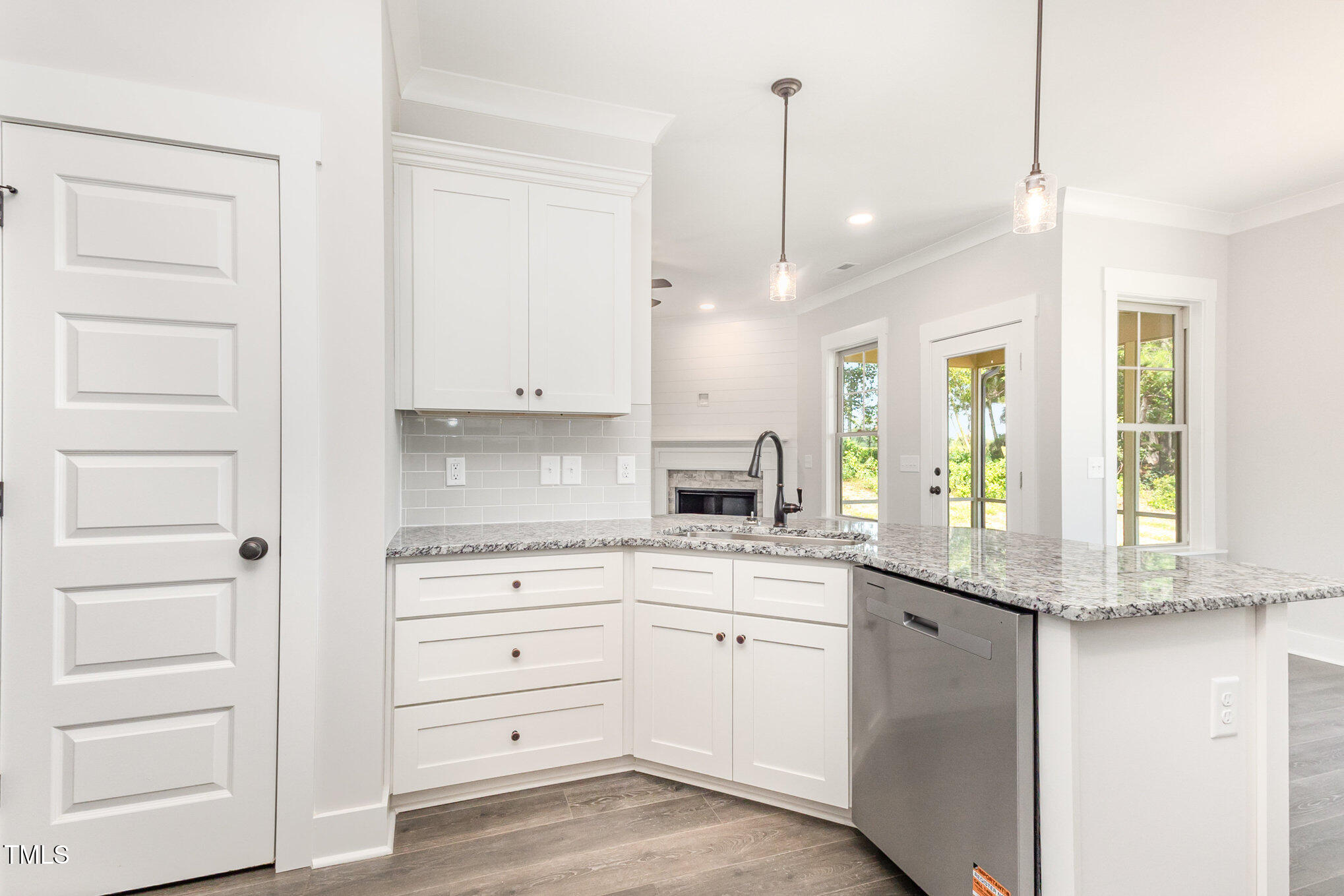 47 Royal Avenue Property Photo 10