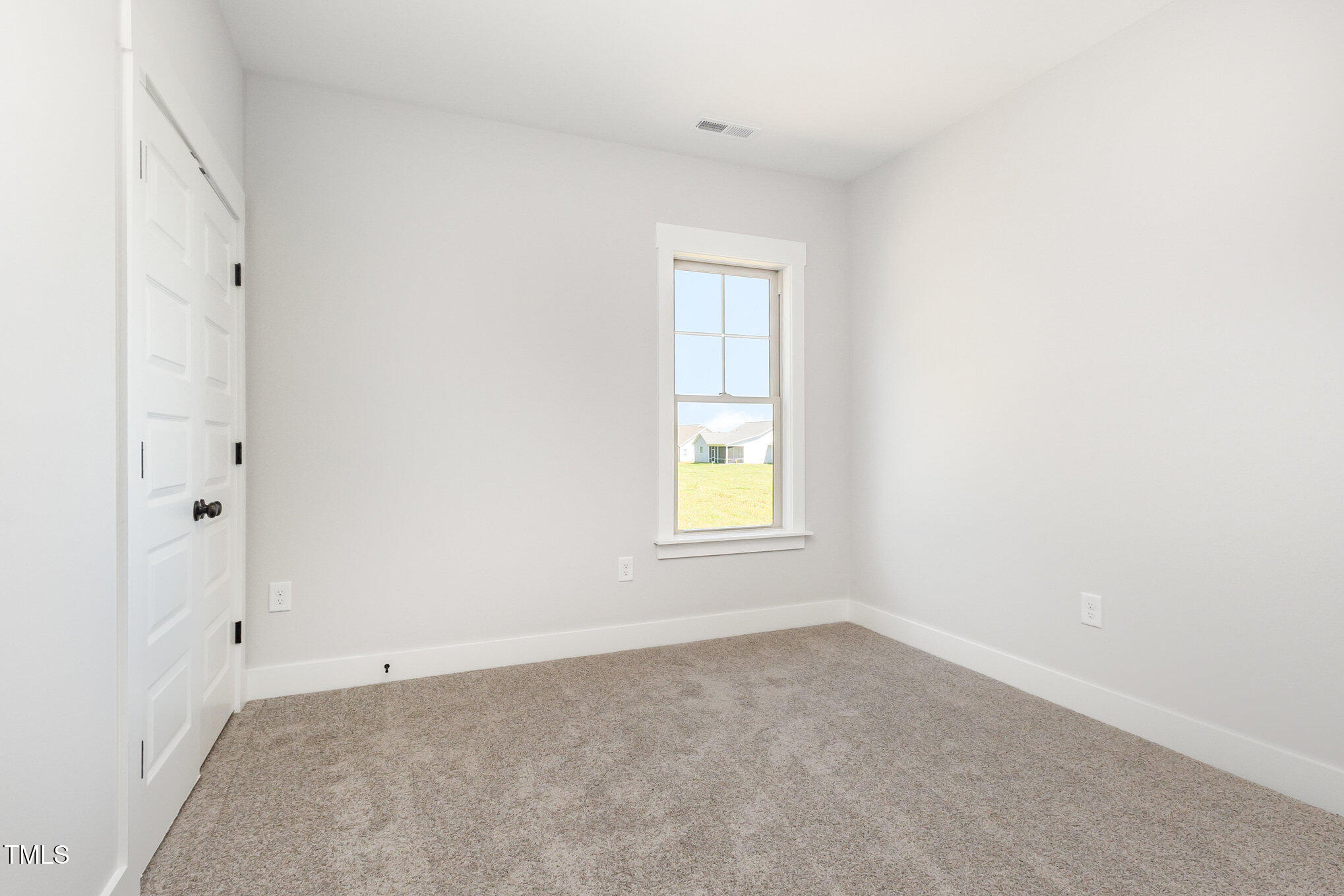 47 Royal Avenue Property Photo 27