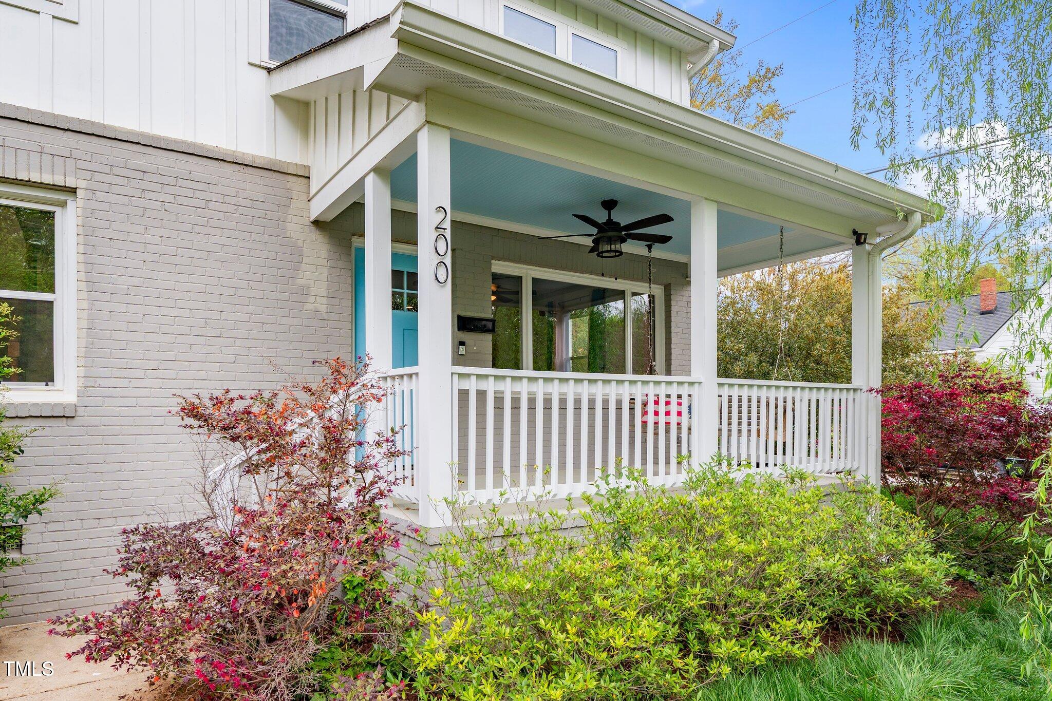 200 Lincoln Court Property Photo