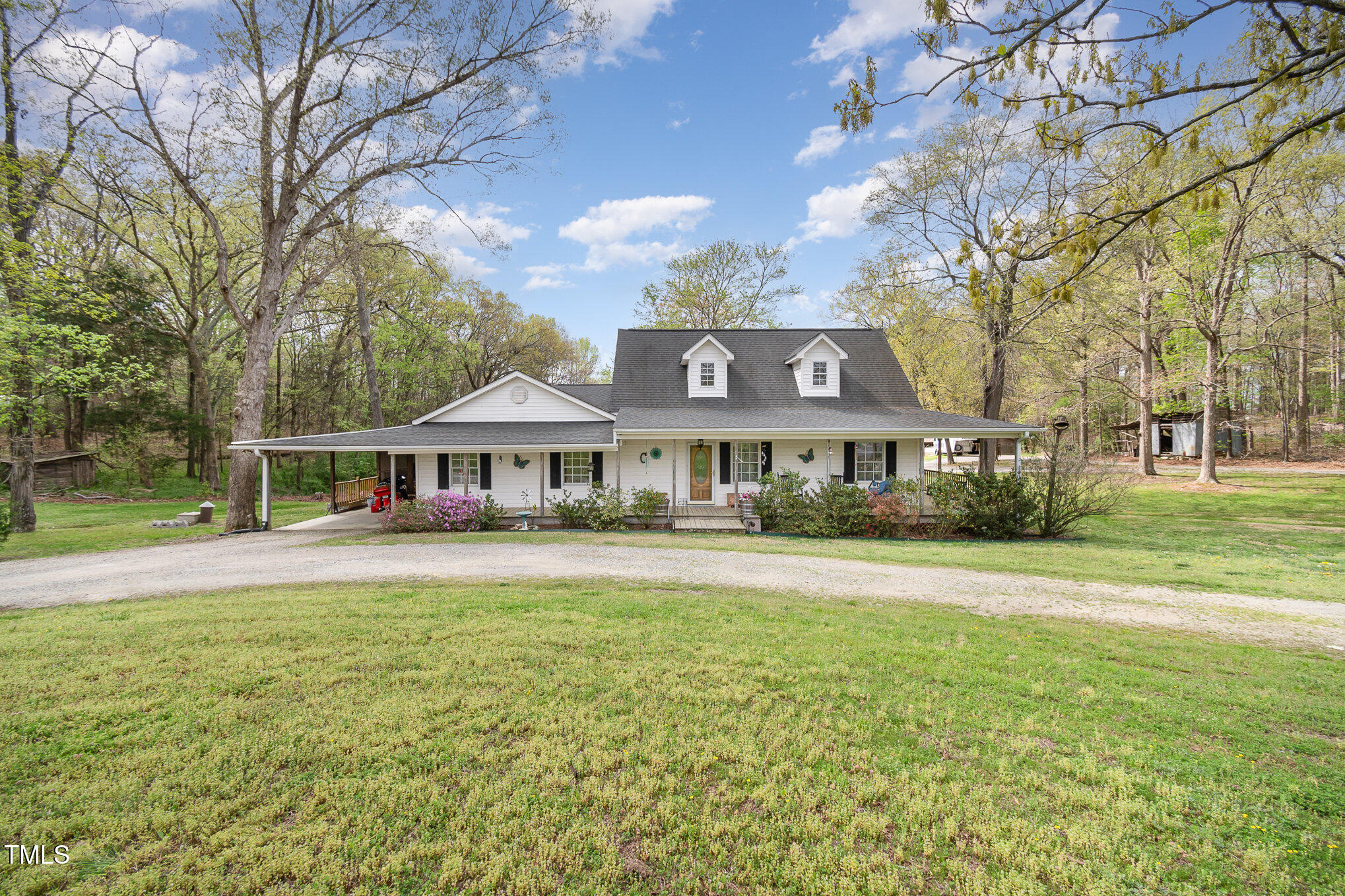 472 Jesse Phillips Road Property Photo