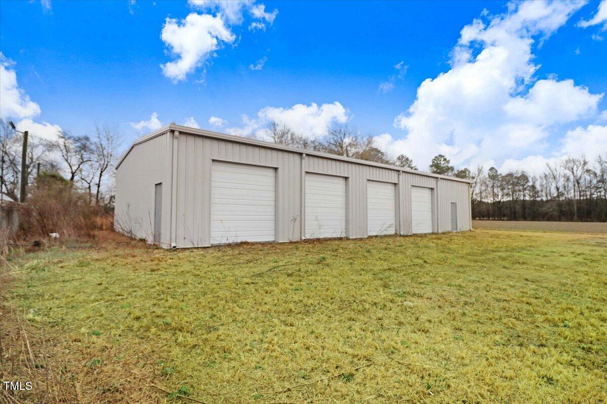 409 Nc 111 Property Photo 2