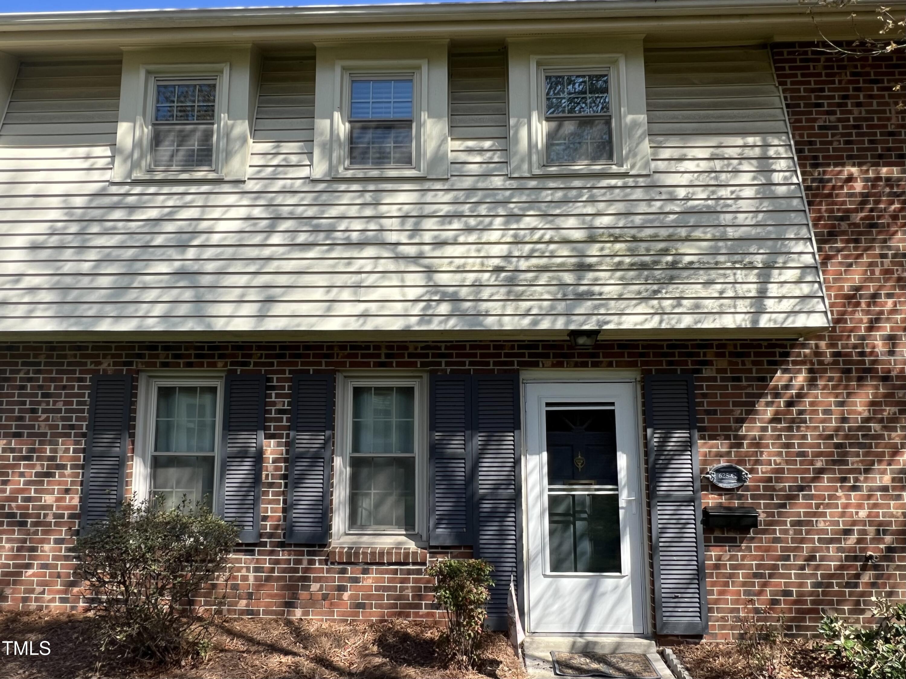 625 W Front # C Property Photo