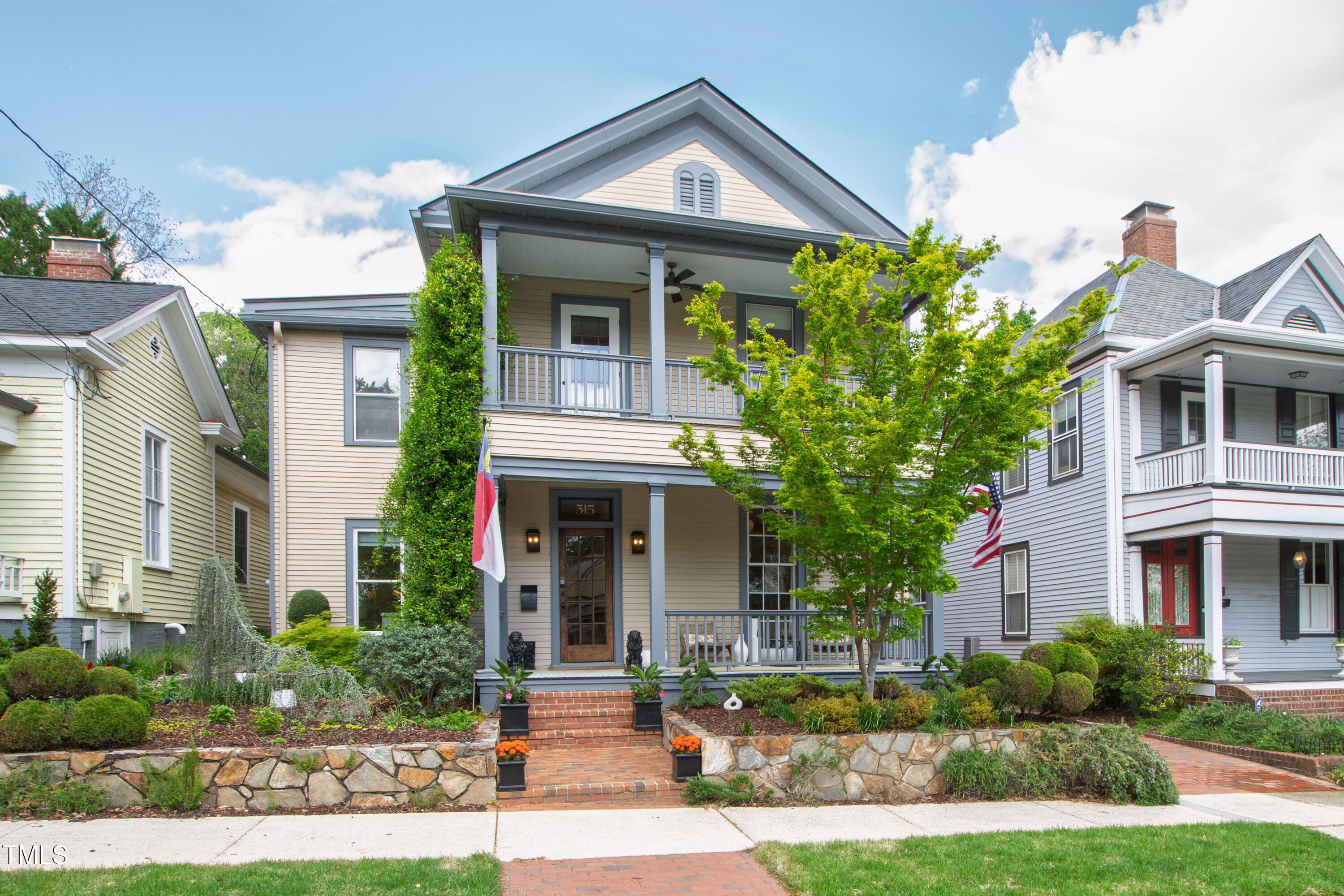 315 Oakwood Avenue Property Photo