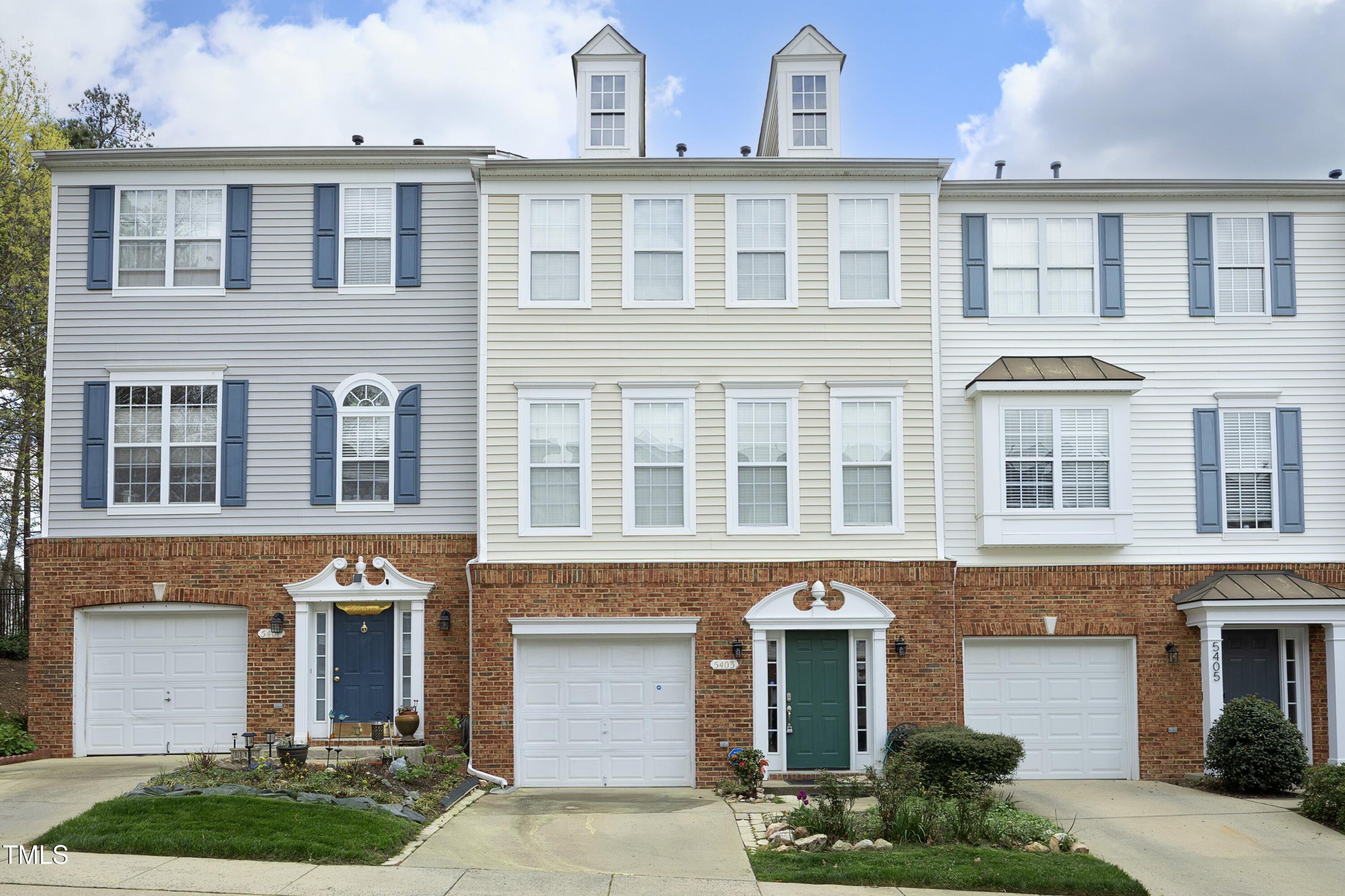5403 Bayside Court Property Photo