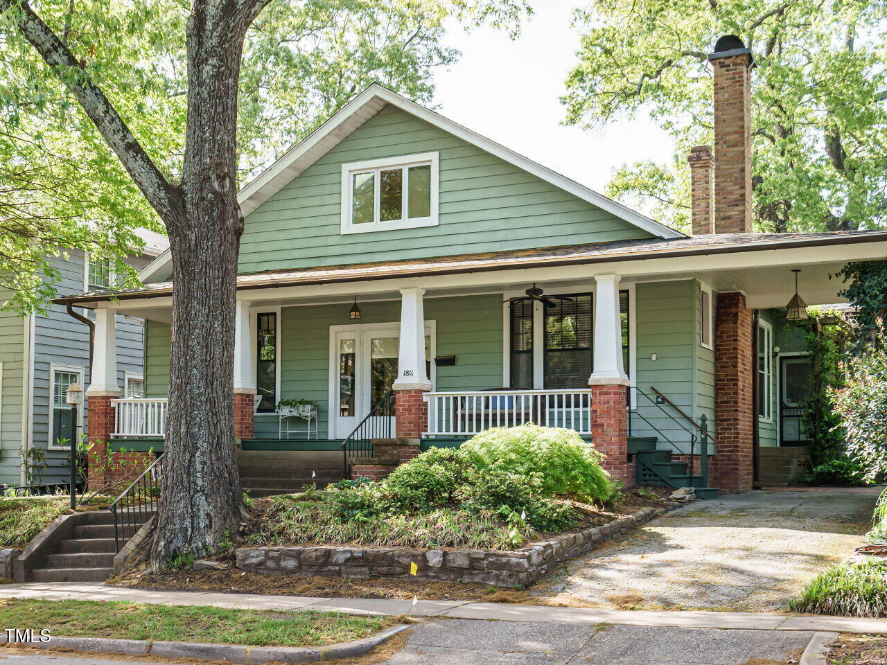 1811 Park Drive Property Photo