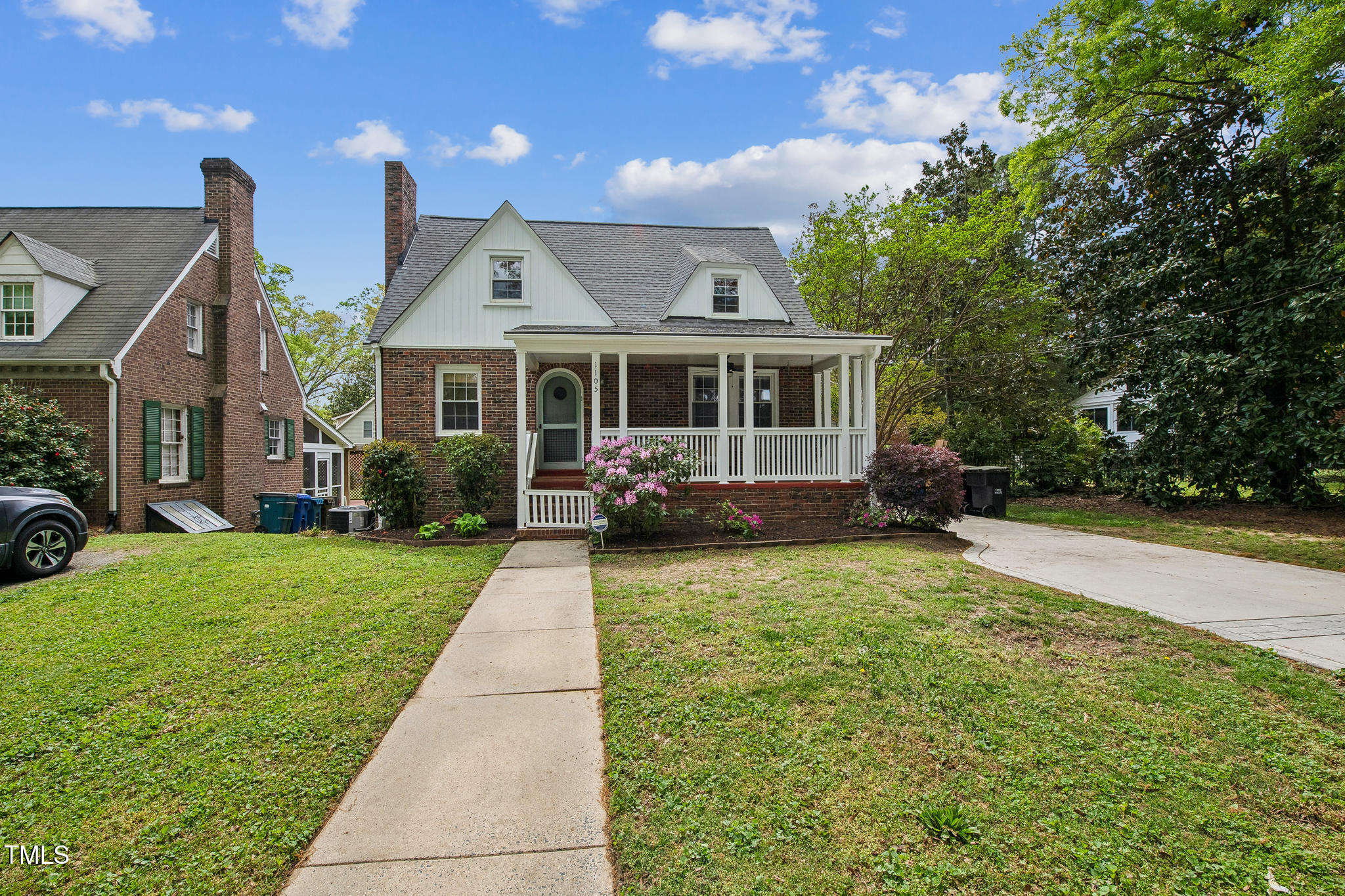 1105 Englewood Avenue Property Photo