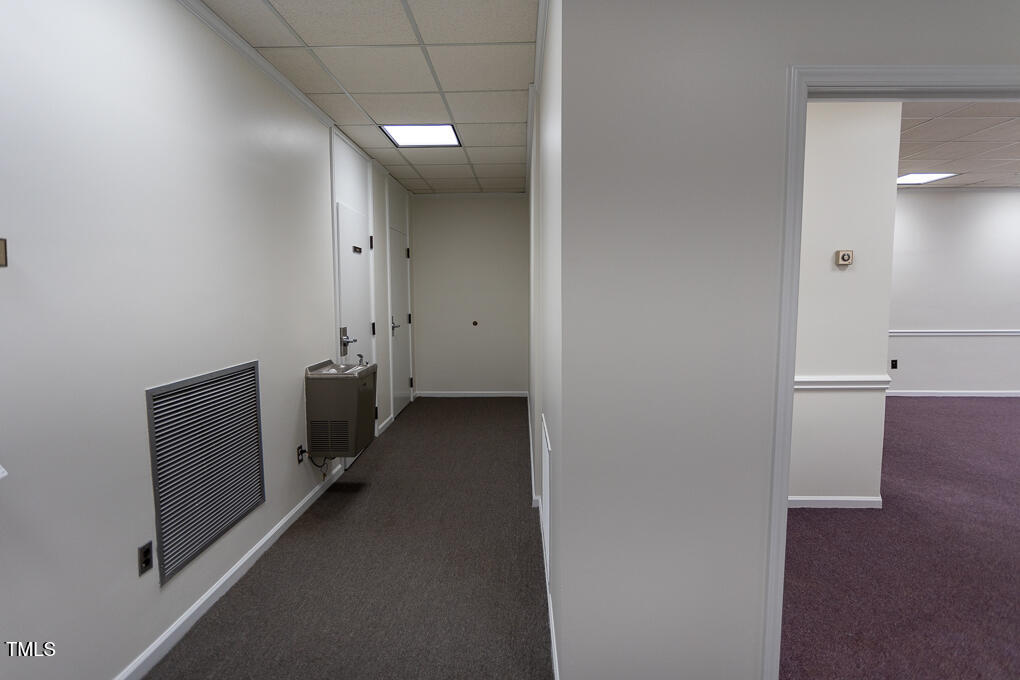 201 E Market Street Property Photo 1
