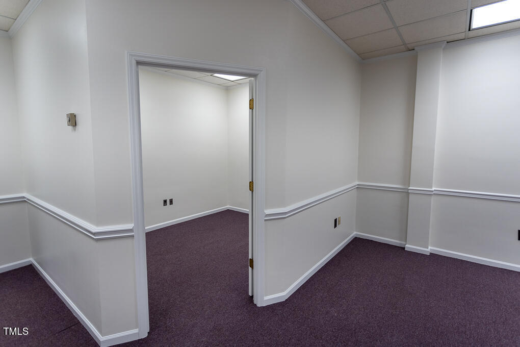 201 E Market Street Property Photo 4