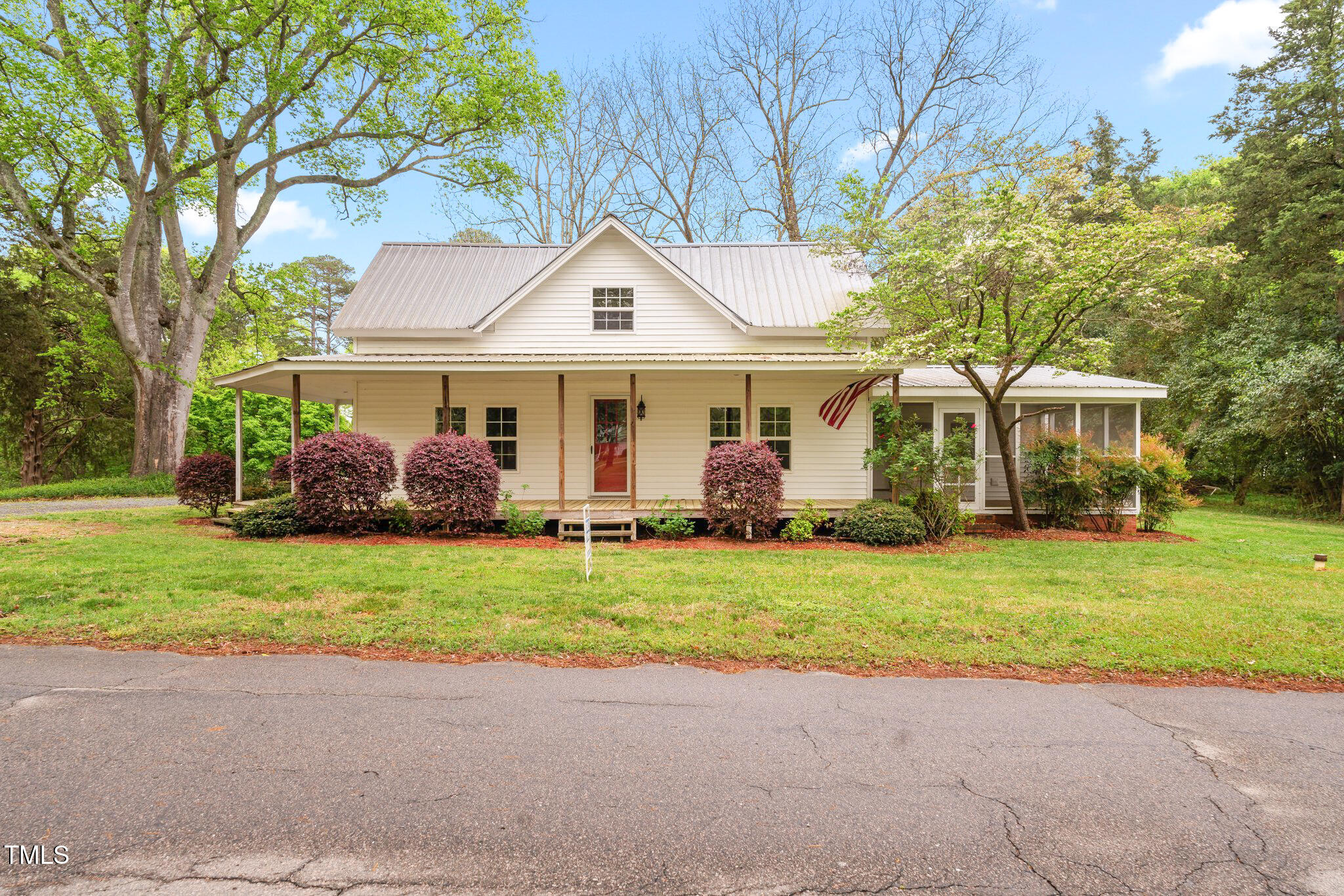 323 Coral Avenue Property Photo