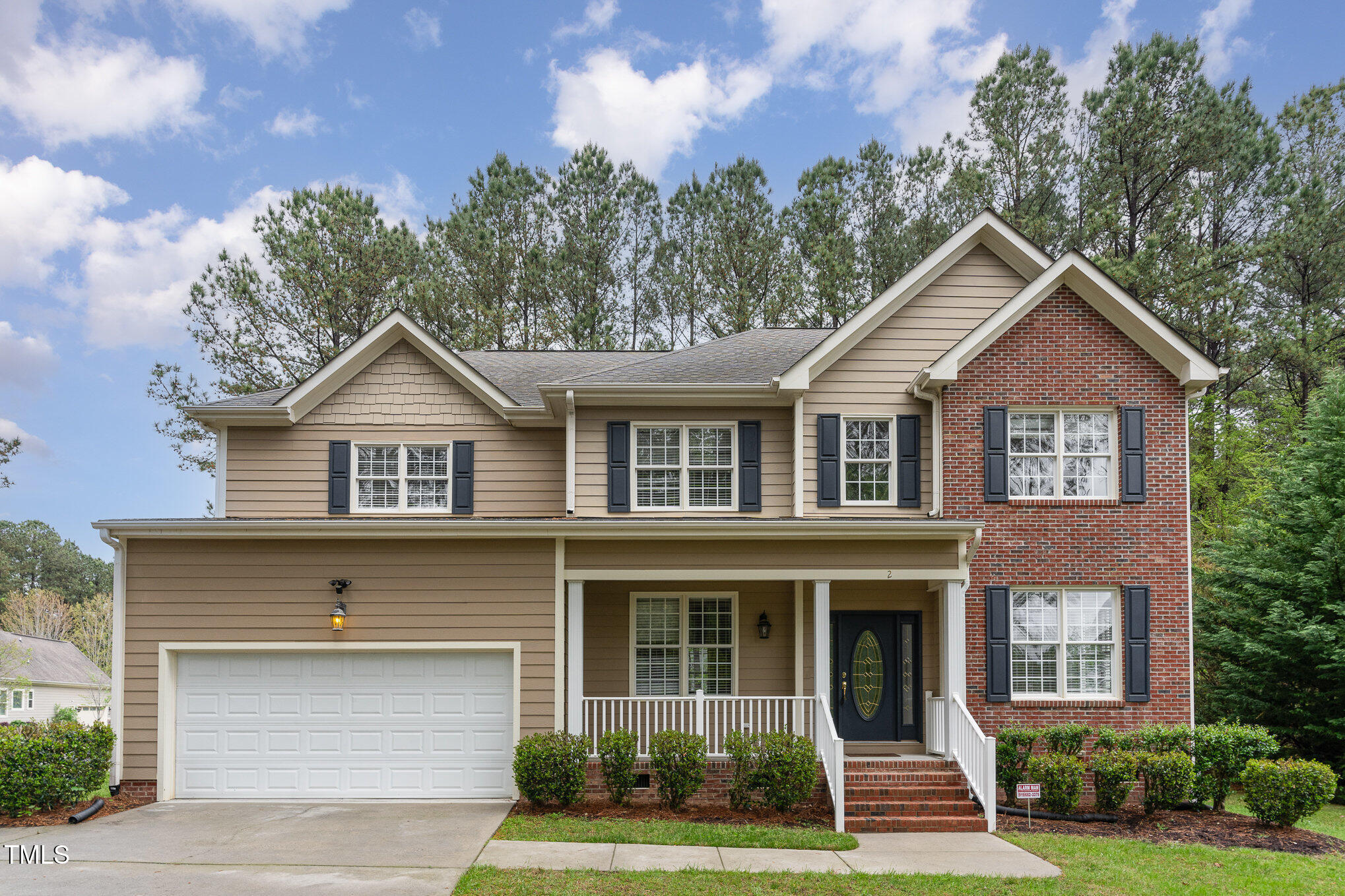 2 Piney Ridge Court Property Photo