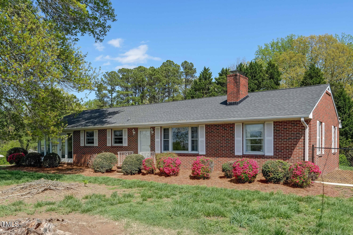 6205 Salem Chapel Road Property Photo 1