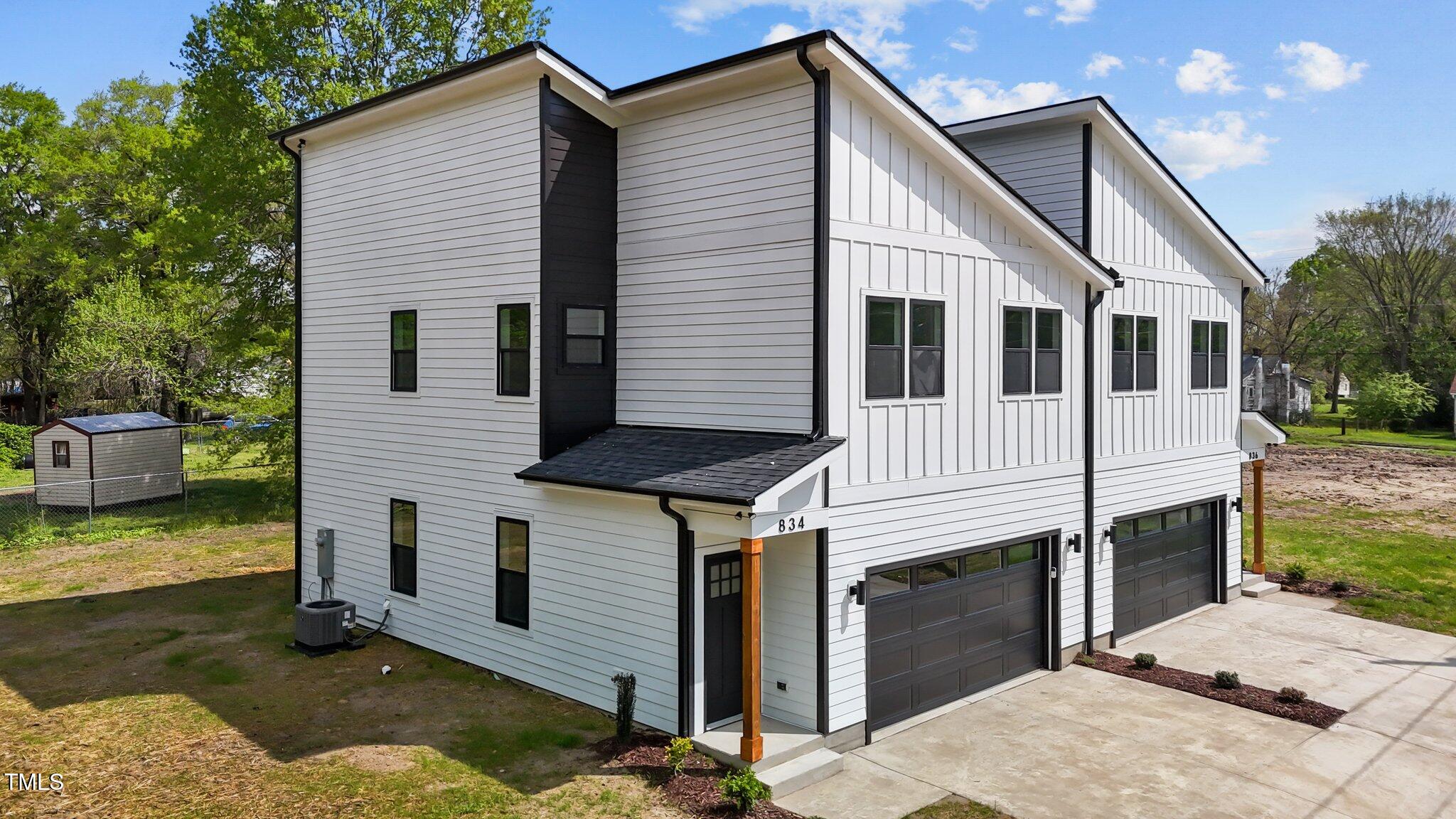 834 Day Avenue Property Photo