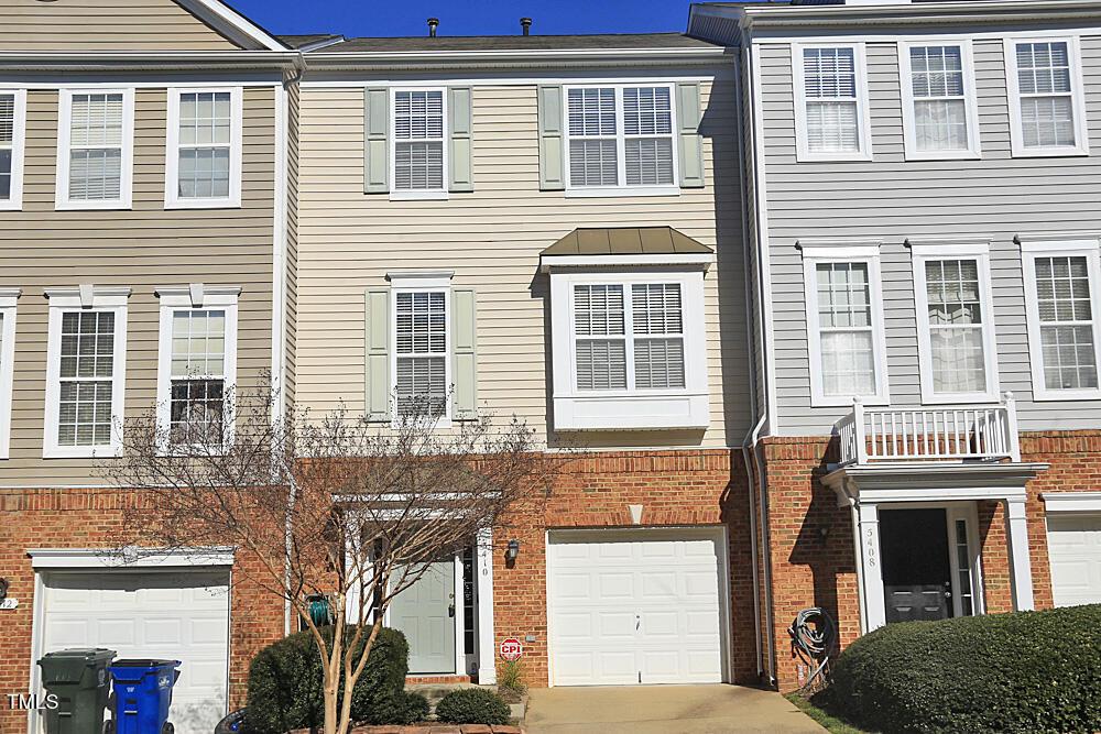 5410 Bayside Court Property Photo