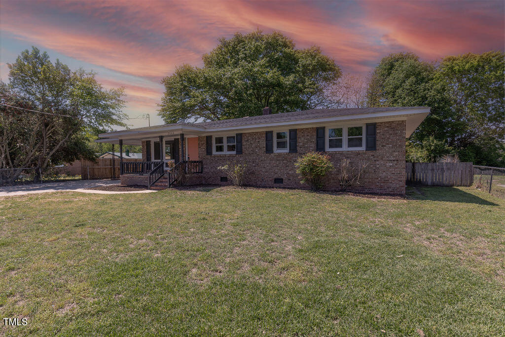 2044 Buckhorn Road Property Photo