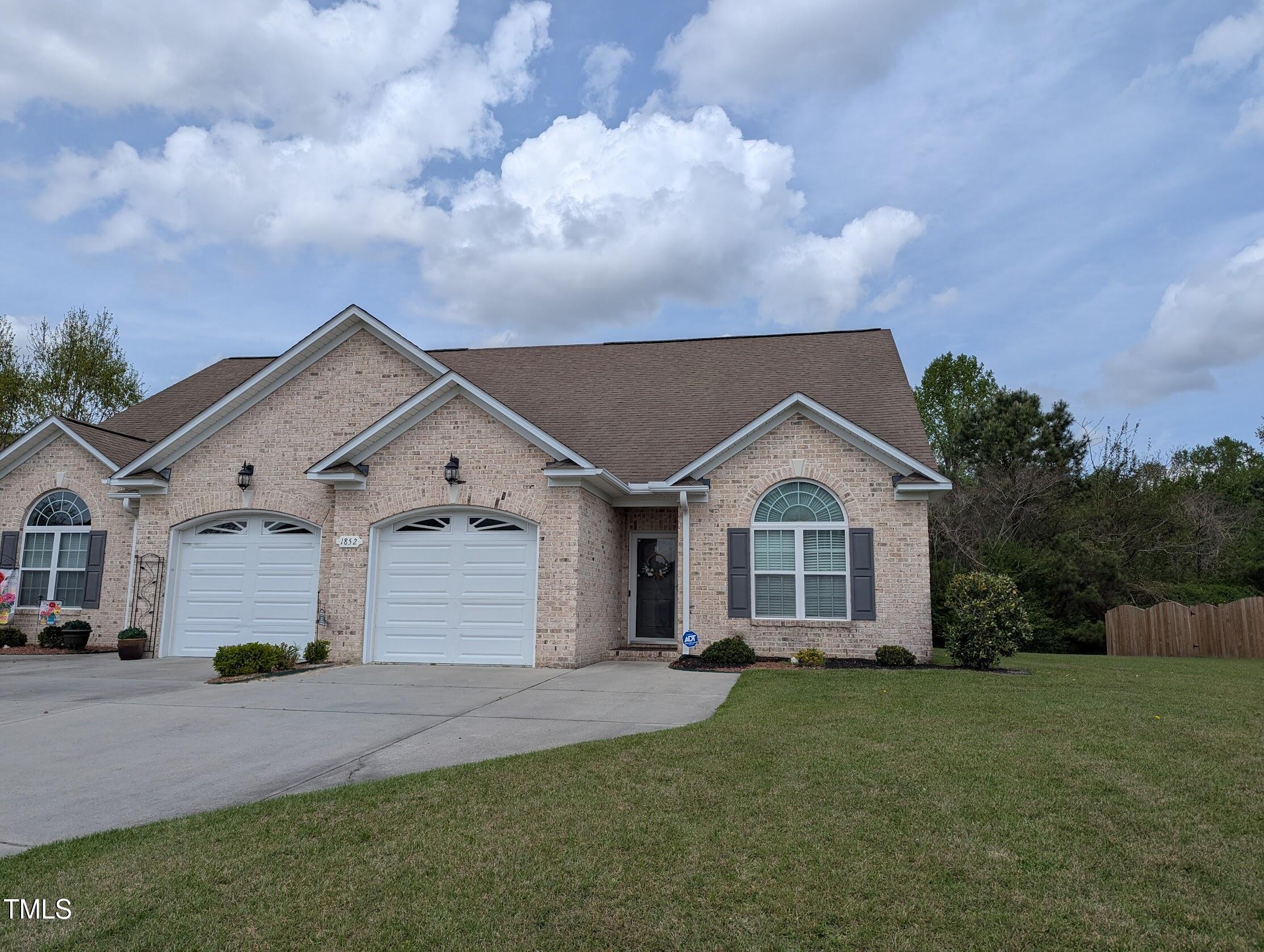 1852 Cambria Drive # B Property Photo