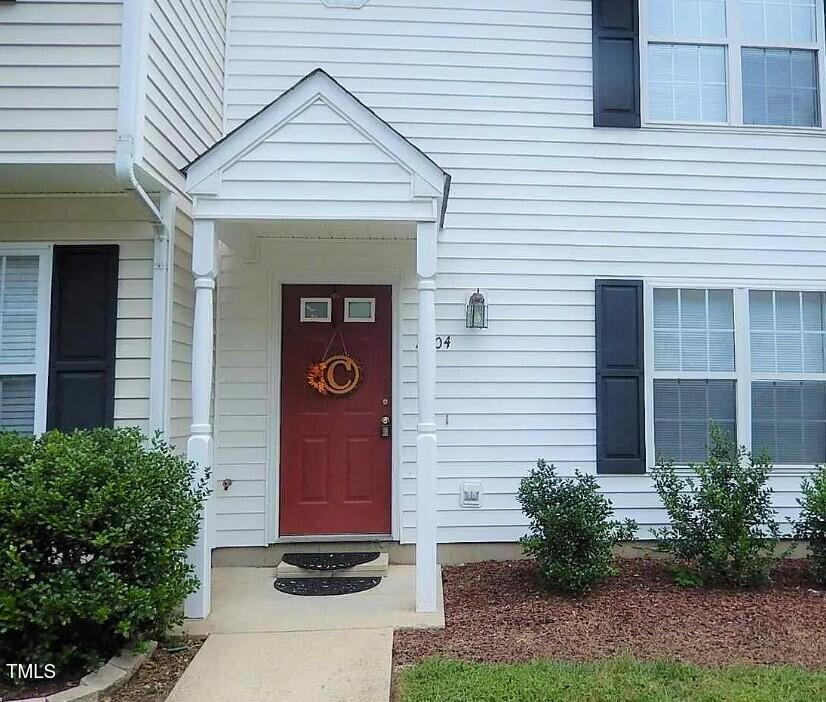 2604 Dwight Place Place Property Photo