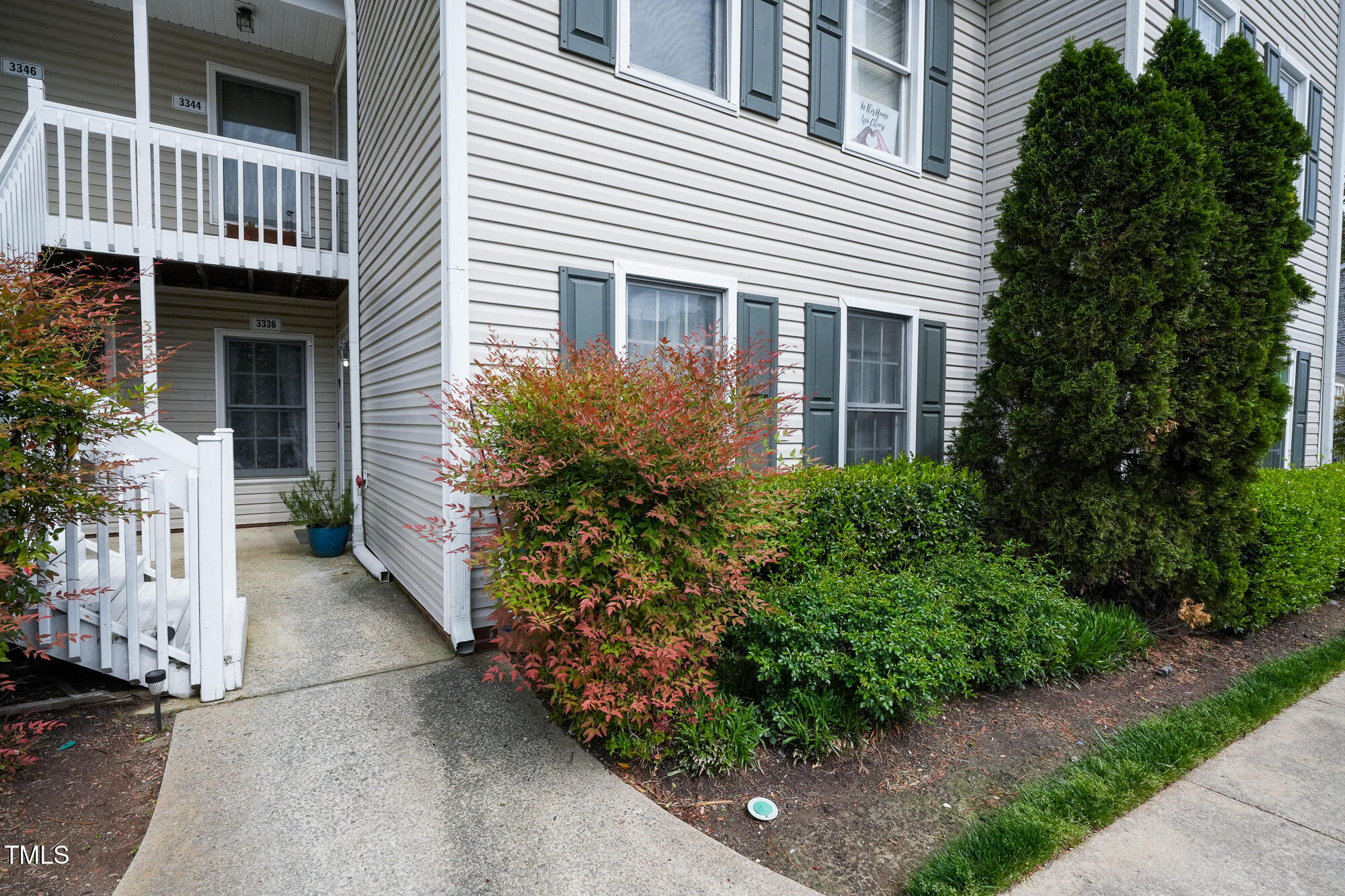 3336 Tarleton W Property Photo