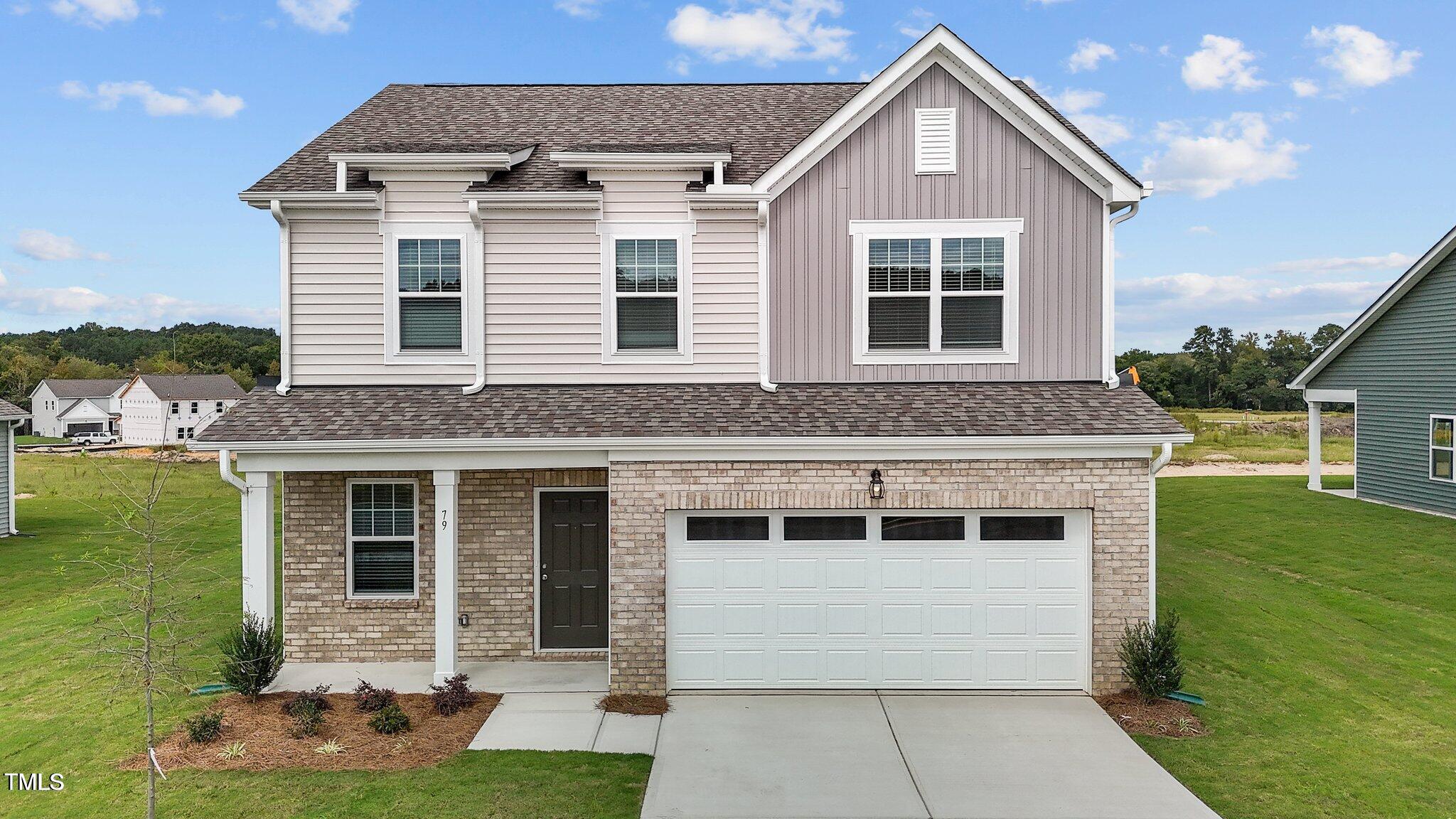 109 Gladstone Loop Property Photo