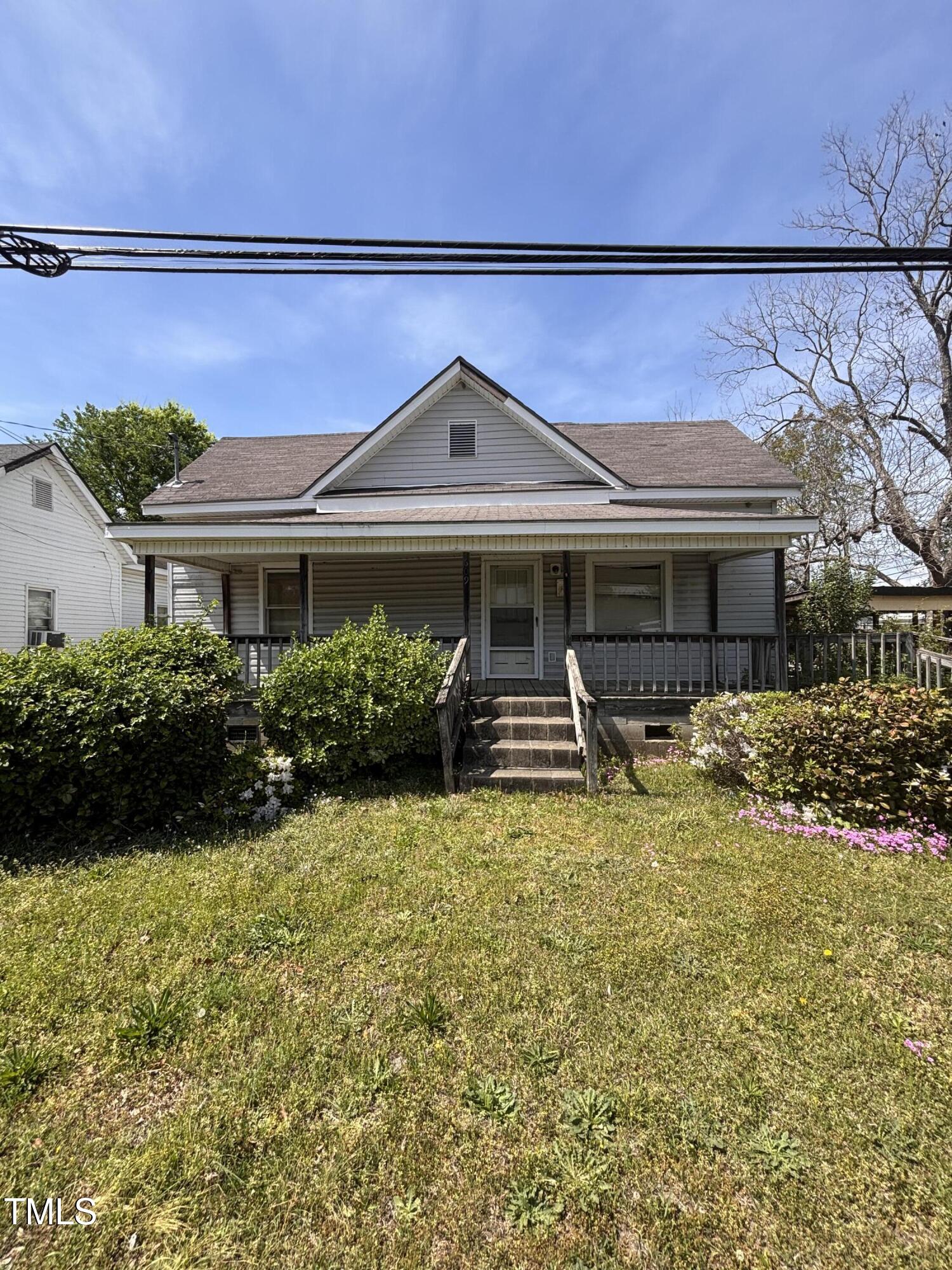 609 N Magnolia Avenue Property Photo